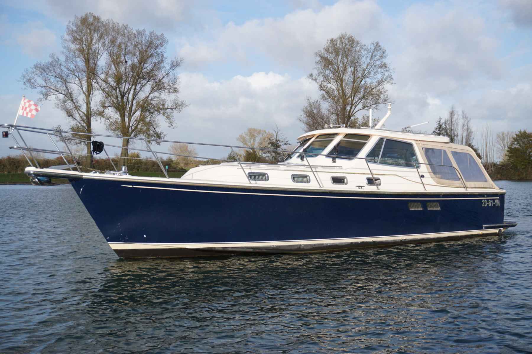Motorboot Island Packet Craft 360 Express