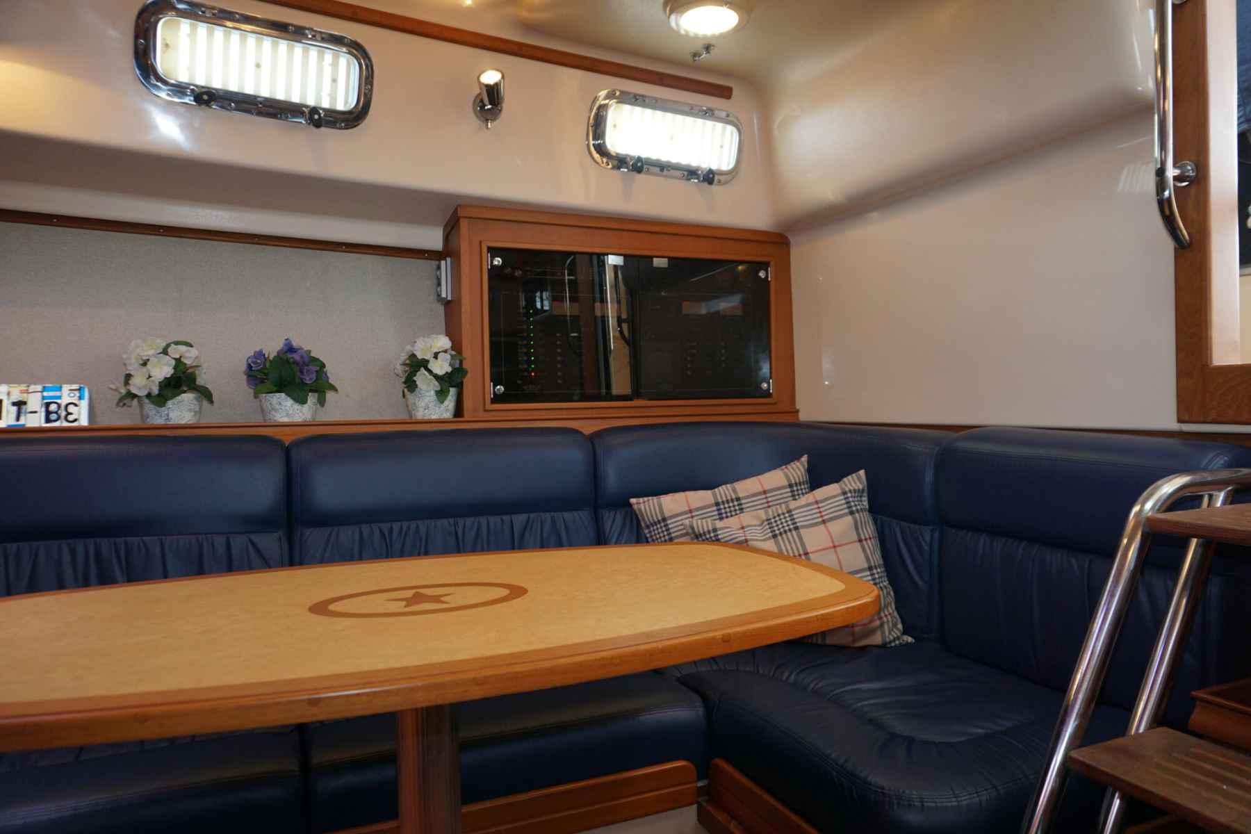 Motorboot Island Packet Craft 360 Express