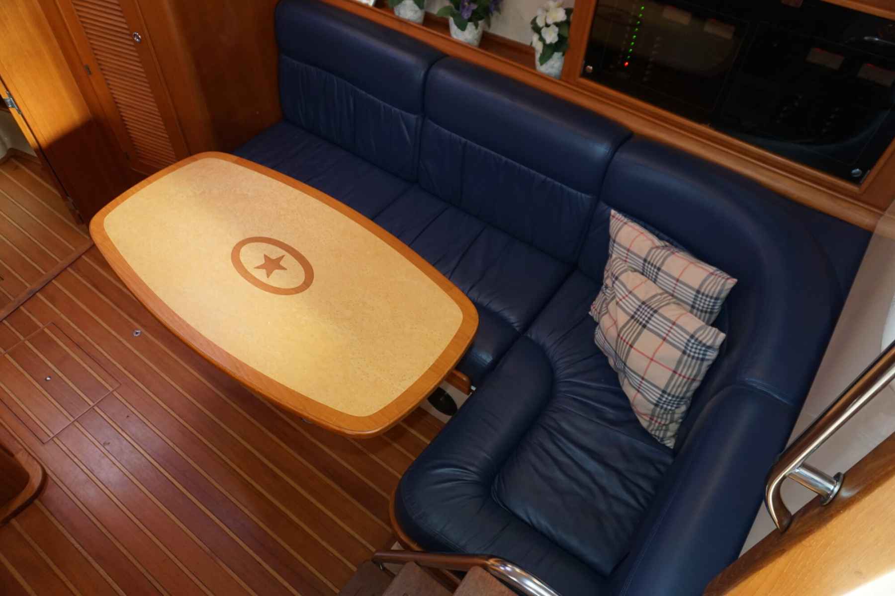 Motorboot Island Packet Craft 360 Express