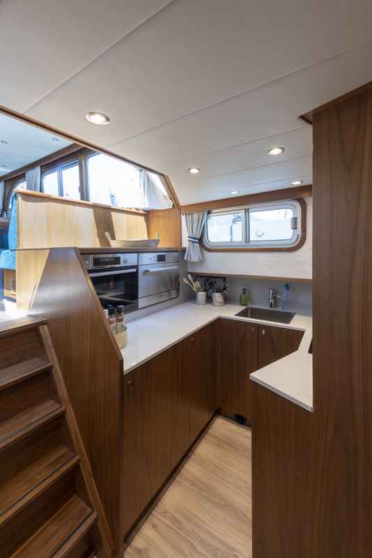 Motorboot Tinnemans Tinn Liner 14.95 AK Cabrio