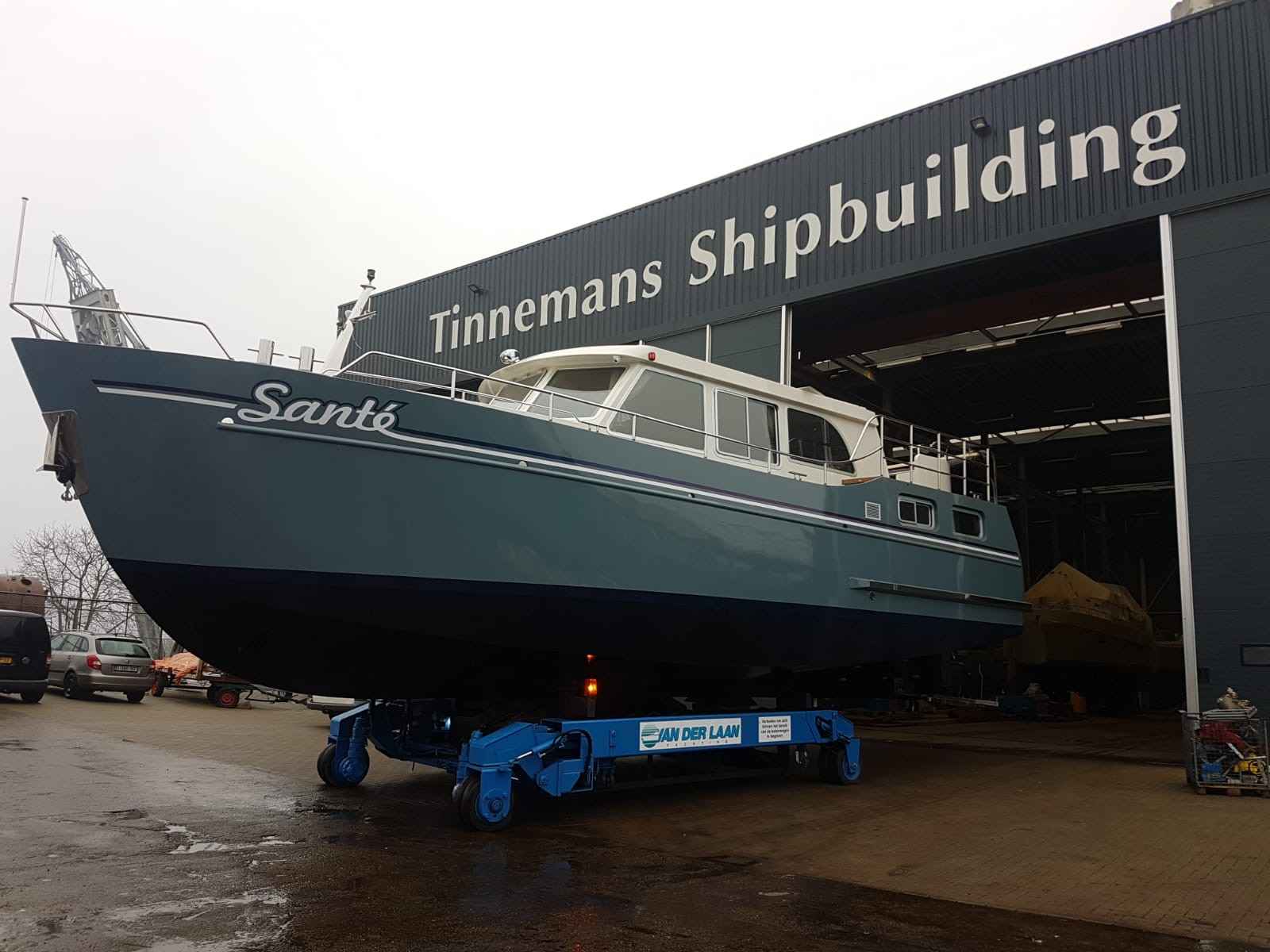 Motorboot Tinnemans Tinn Liner 14.95 AK Cabrio