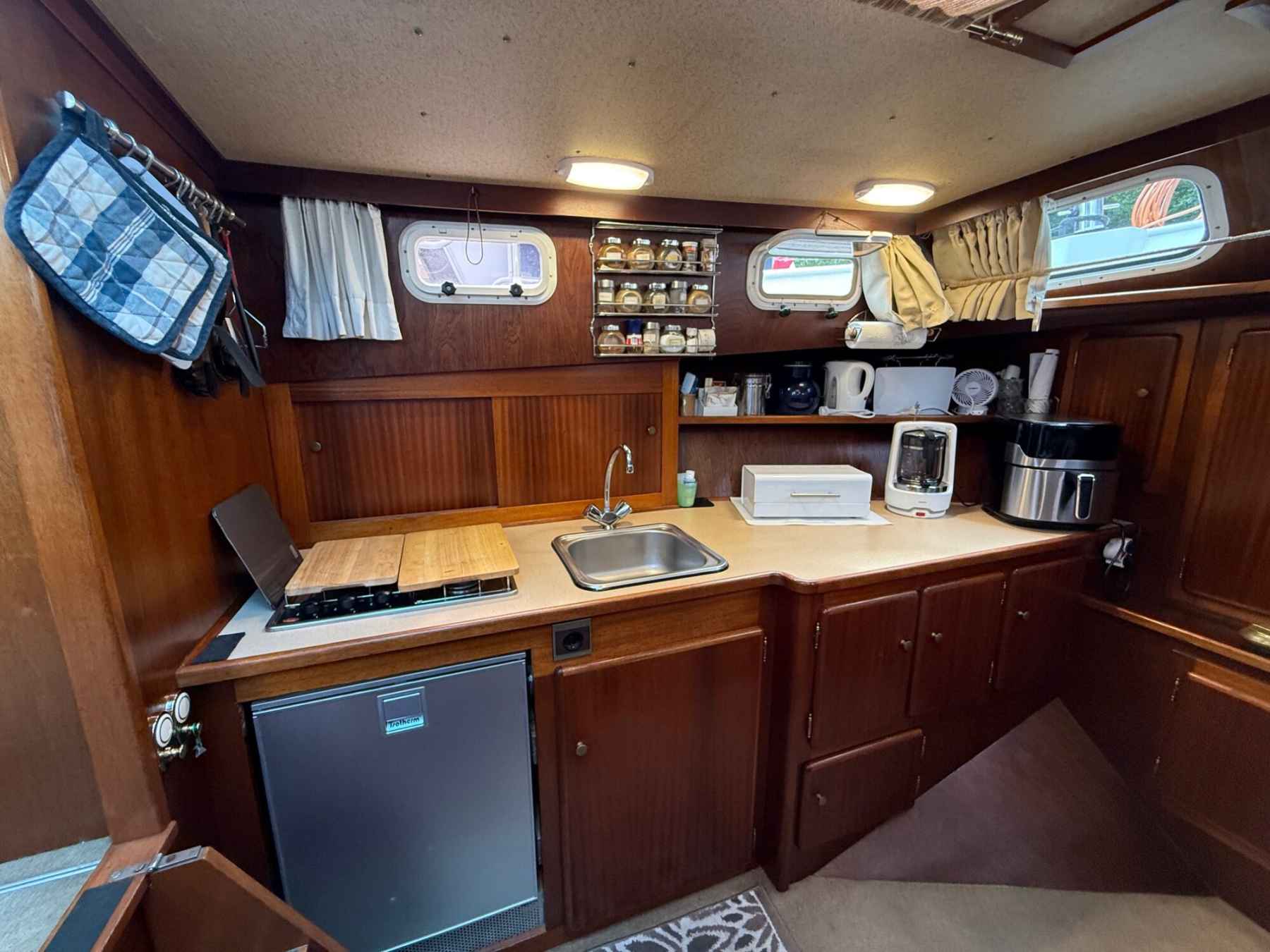 Motorboot Linssen 32 SL