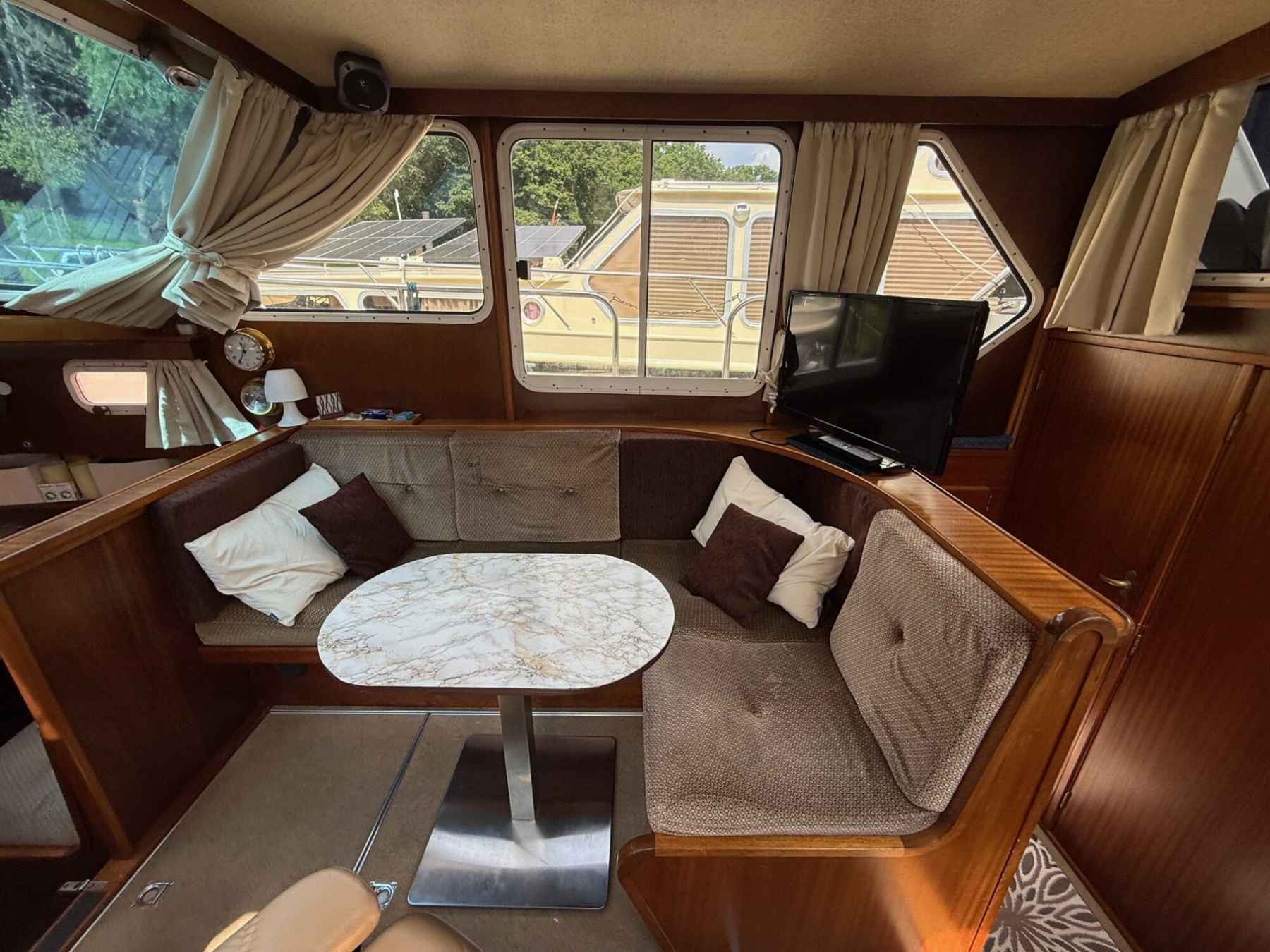 Motorboot Linssen 32 SL