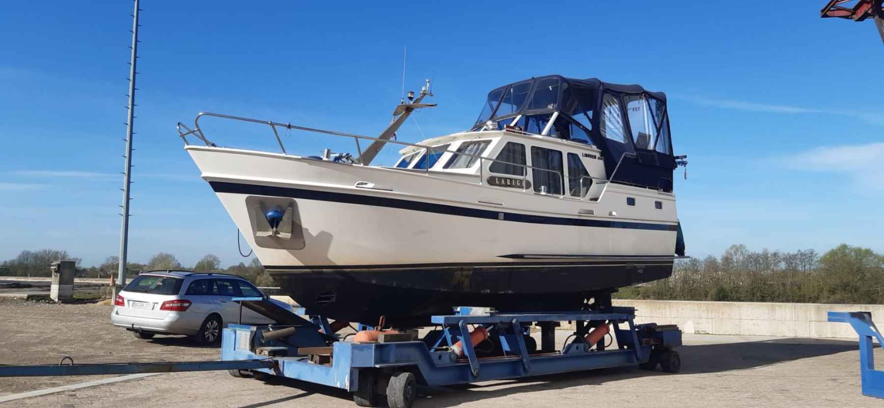 Motorboot Linssen 32 SL