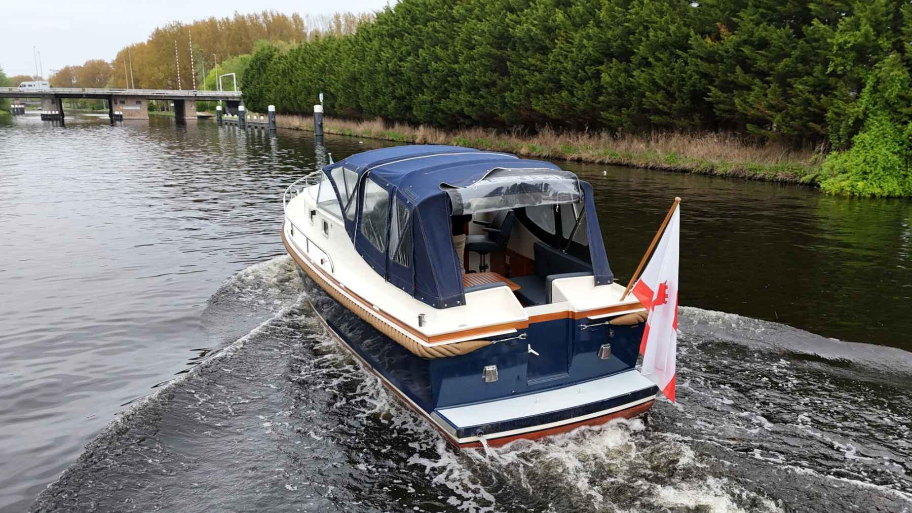 Motorboot Vedette 8.80 OK Spiegeldeur