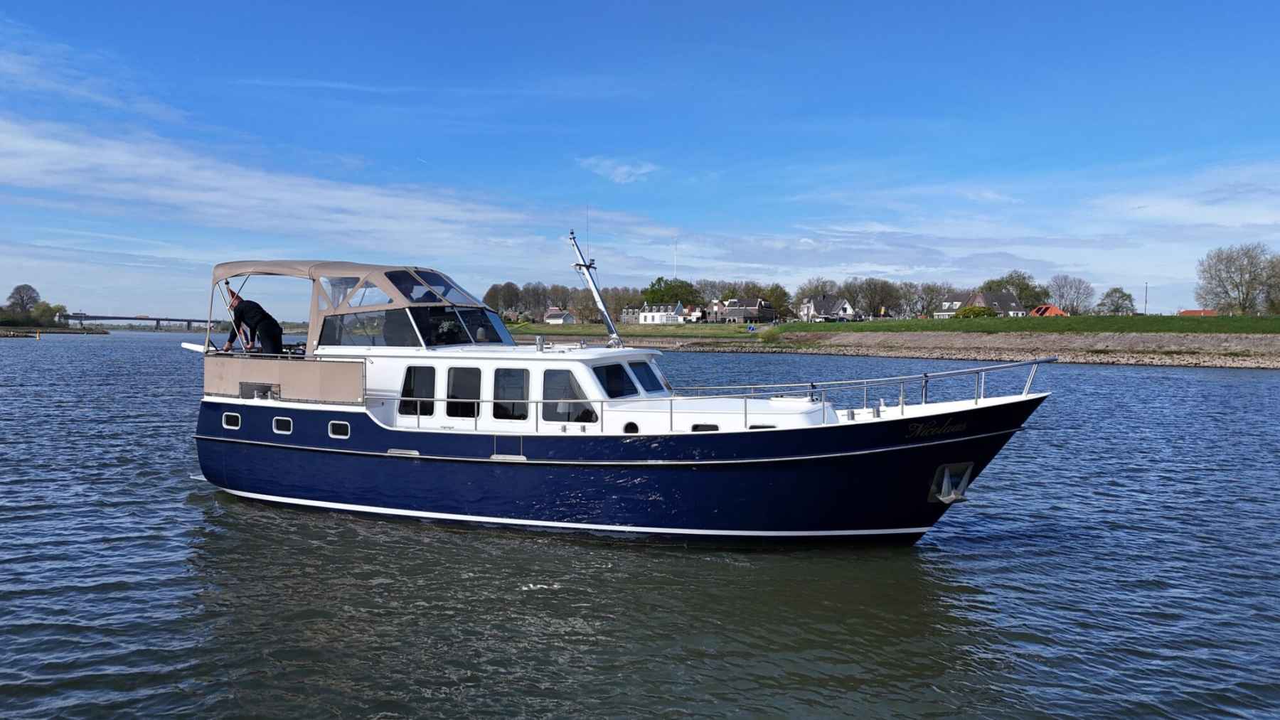 Motorboot Flevo Spiegelkotter 12.50 AK Cabrio