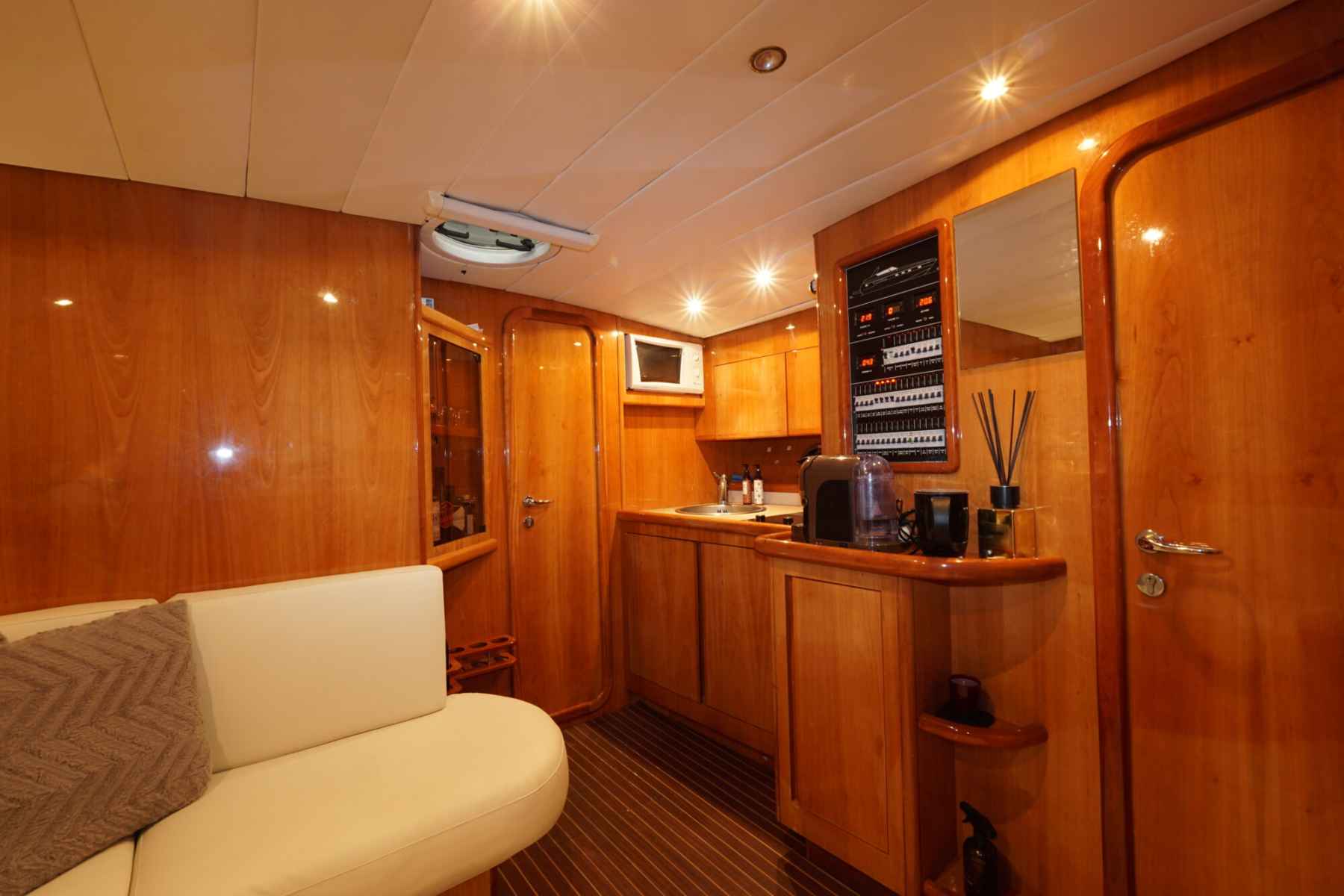 Motorboot Airon Marine 425 HT