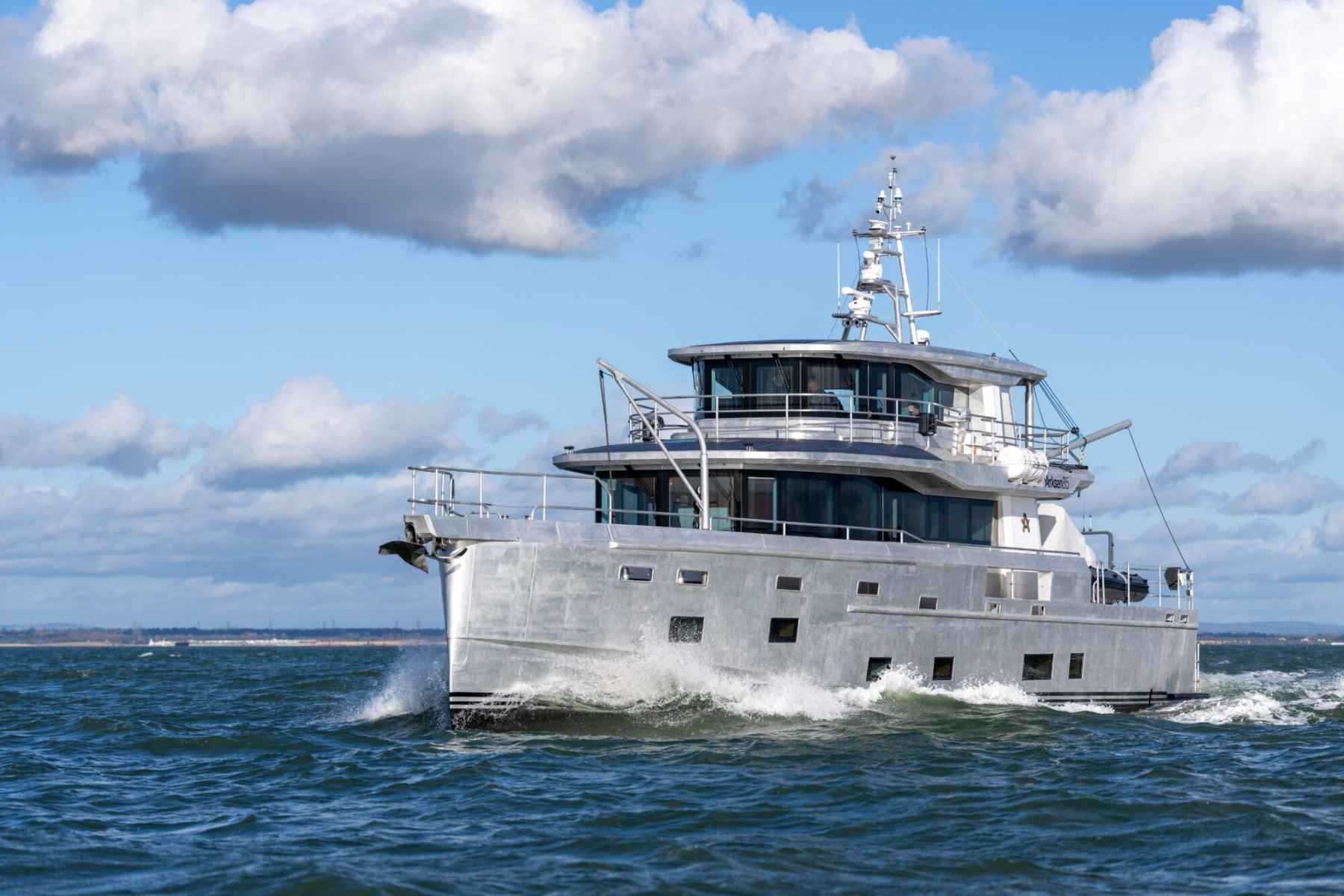 Motorboot Arksen 85