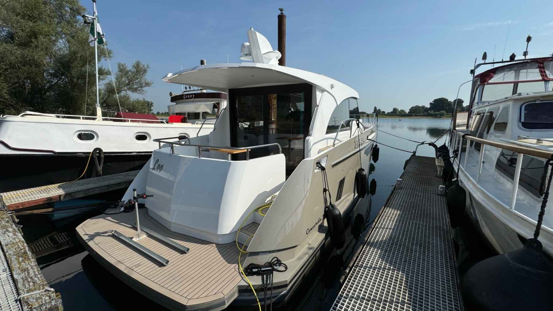 Motorboot Concordia 110 Sedan Paviljoen