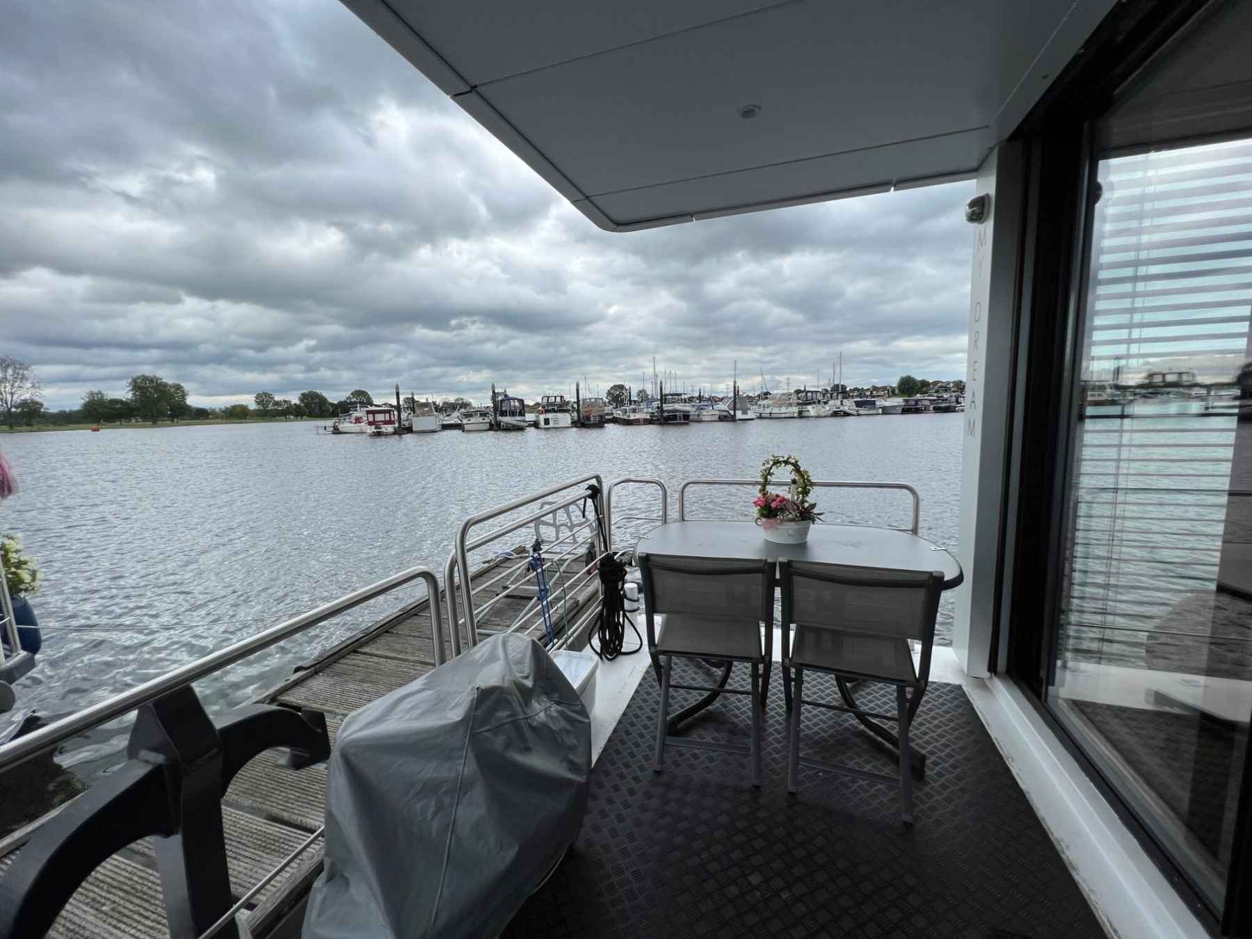 Motorboot My Dream Houseboat 15.00