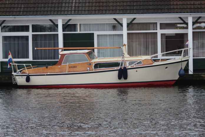 Motorboot Super Favorite Motorsailor 9.20 OK