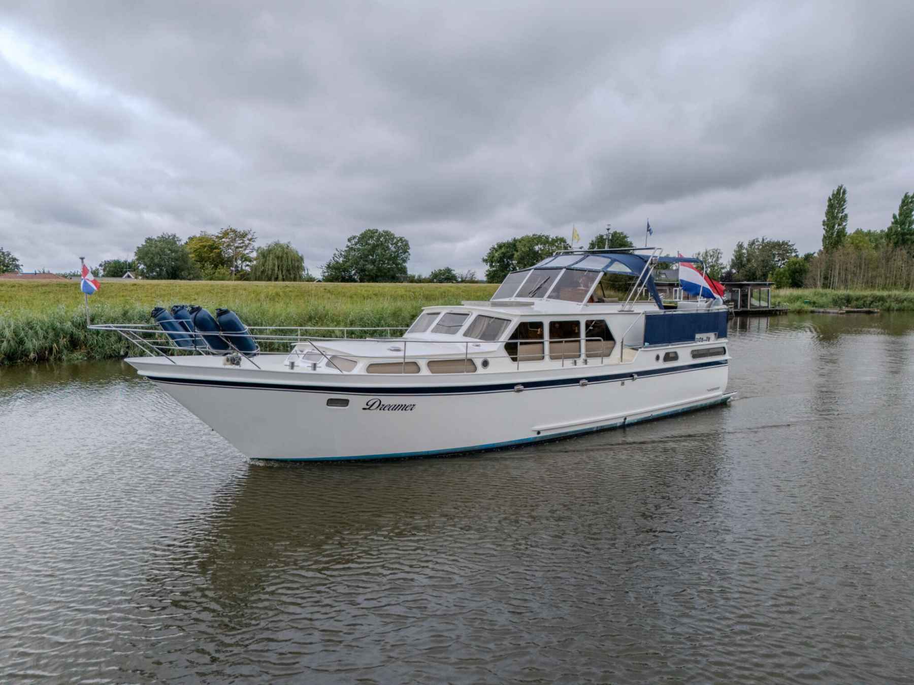 Motorboot Valkkruiser 13.60 AK Classic