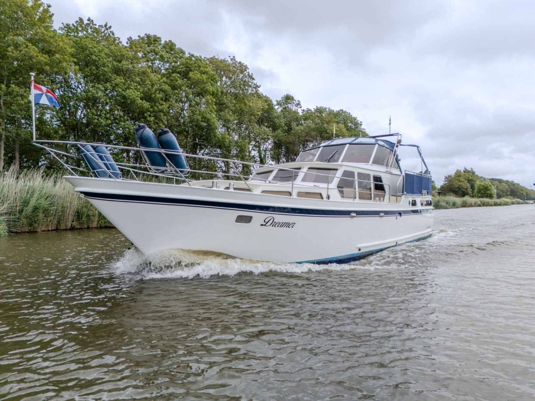 Motorboot Valkkruiser 13.60 AK Classic