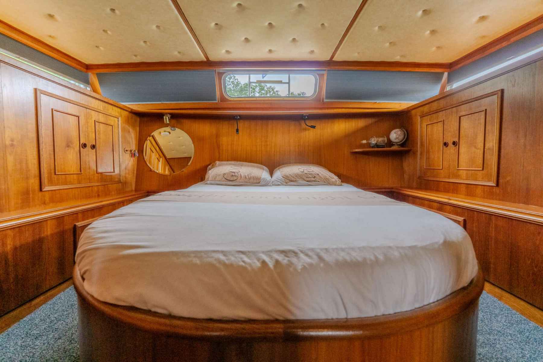 Motorboot Valkkruiser 13.60 AK Classic