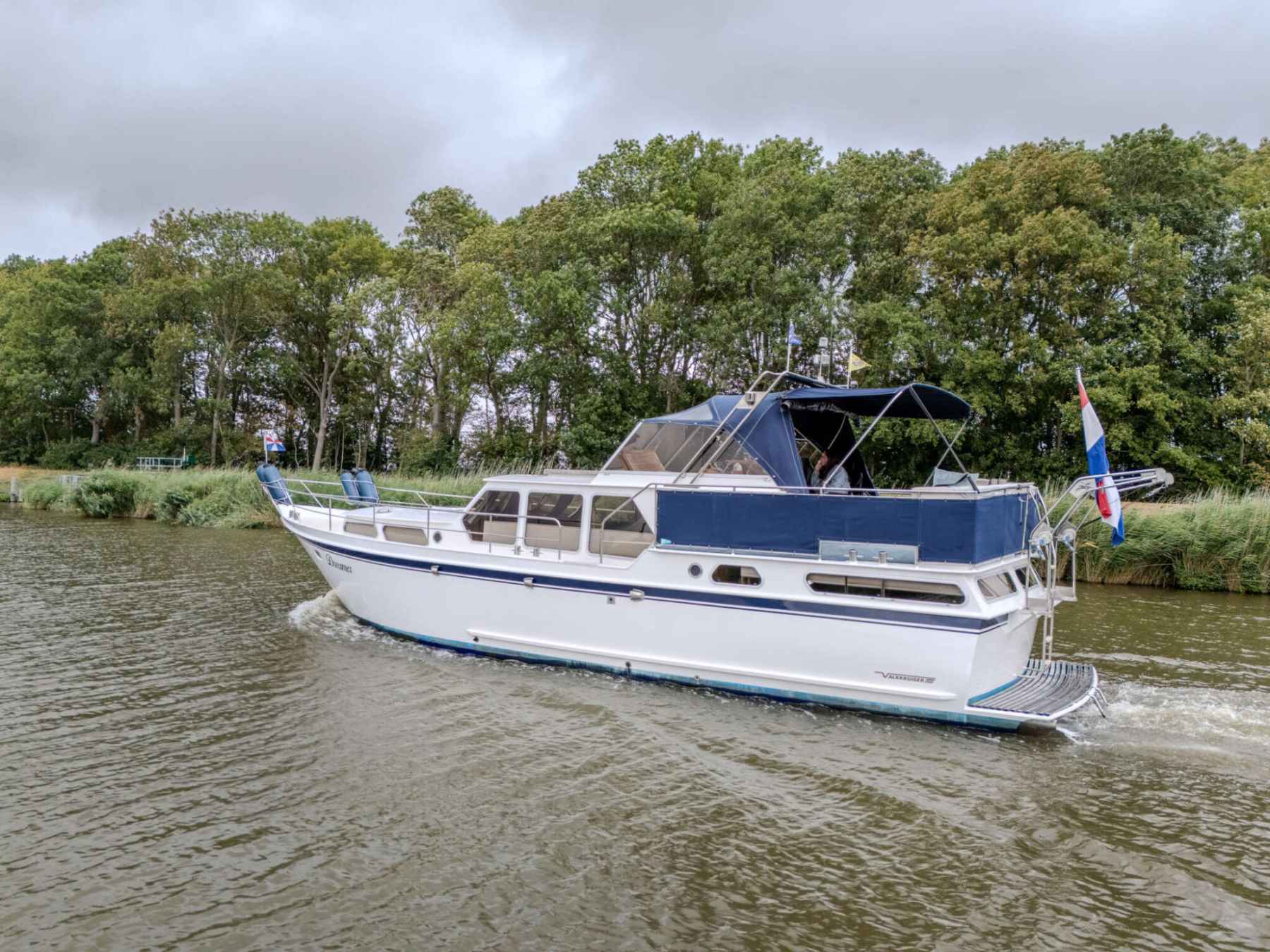 Motorboot Valkkruiser 13.60 AK Classic