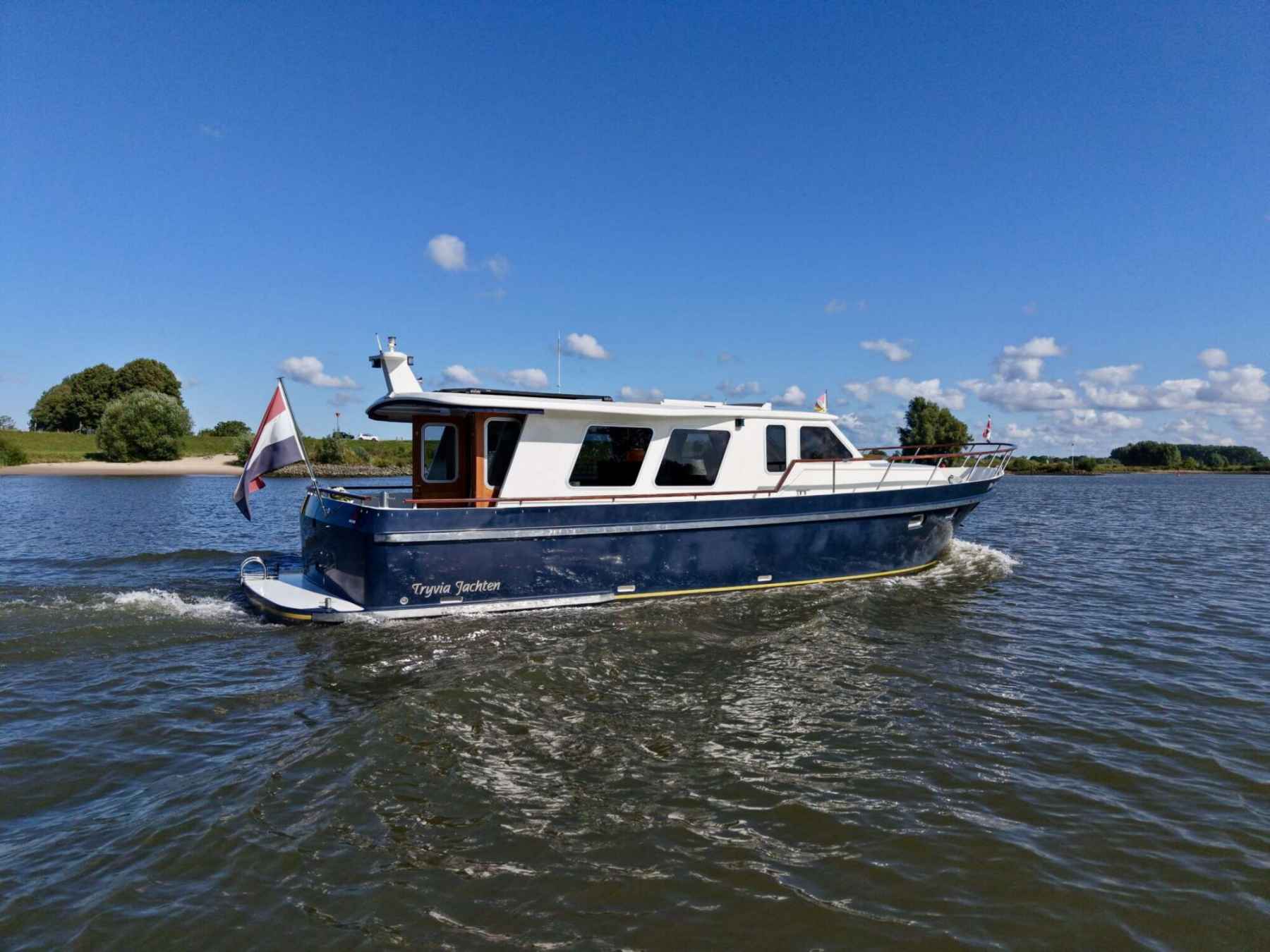 Motorboot Tryvia 12.50 OK