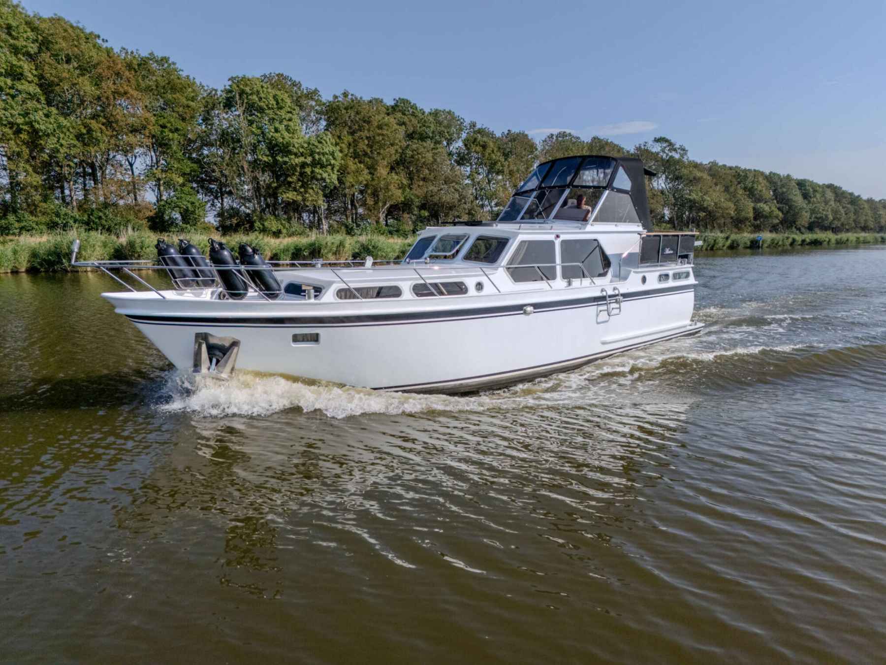 Motorboot Valkkruiser 10.50 AK Cabrio