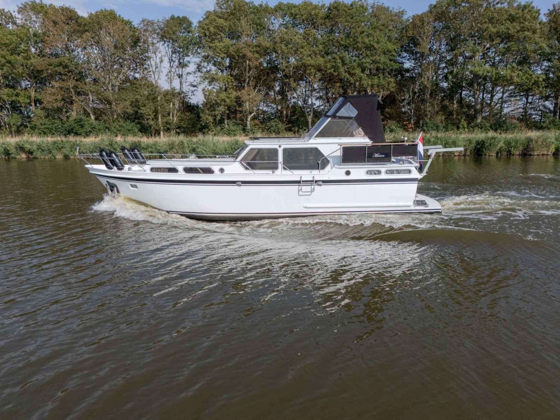 Motorboot Valkkruiser 10.50 AK Cabrio