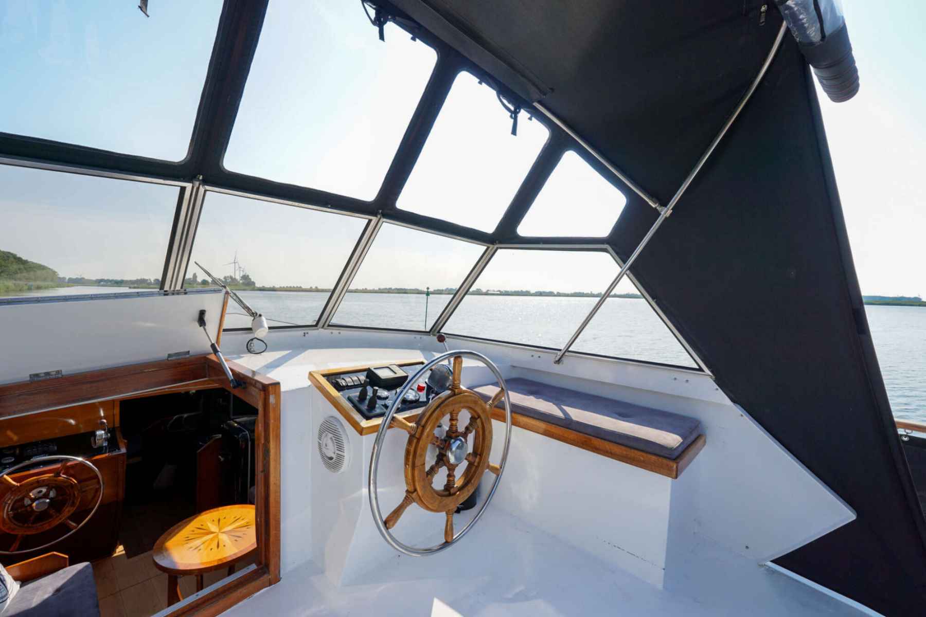 Motorboot Valkkruiser 10.50 AK Cabrio