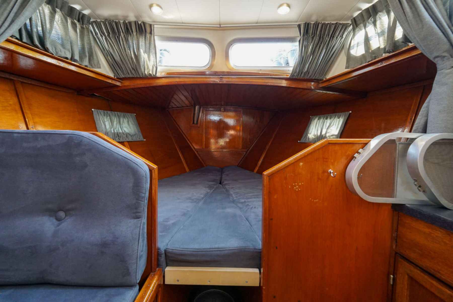 Motorboot Valkkruiser 10.50 AK Cabrio