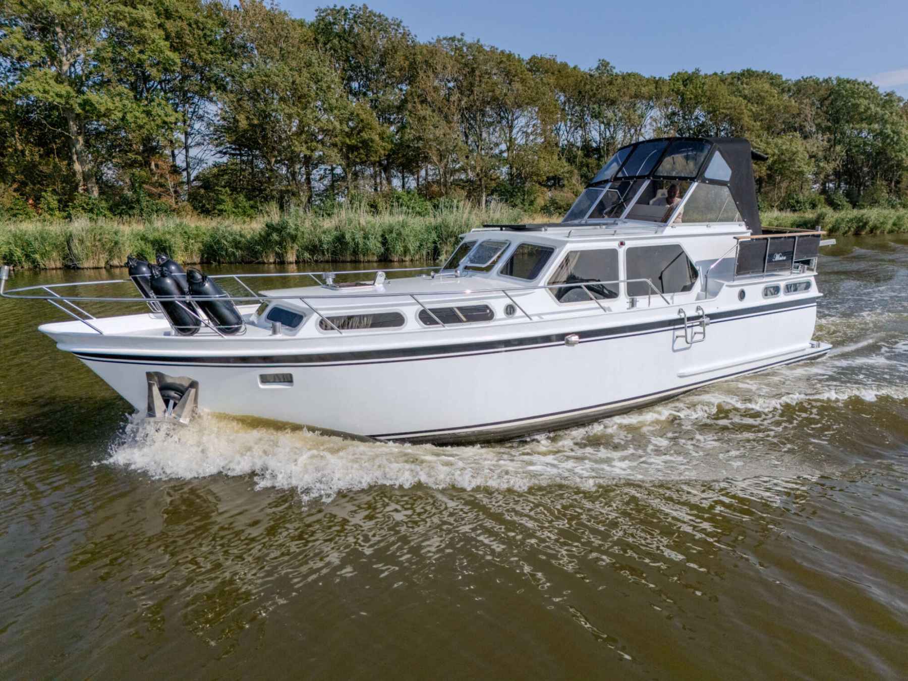 Motorboot Valkkruiser 10.50 AK Cabrio