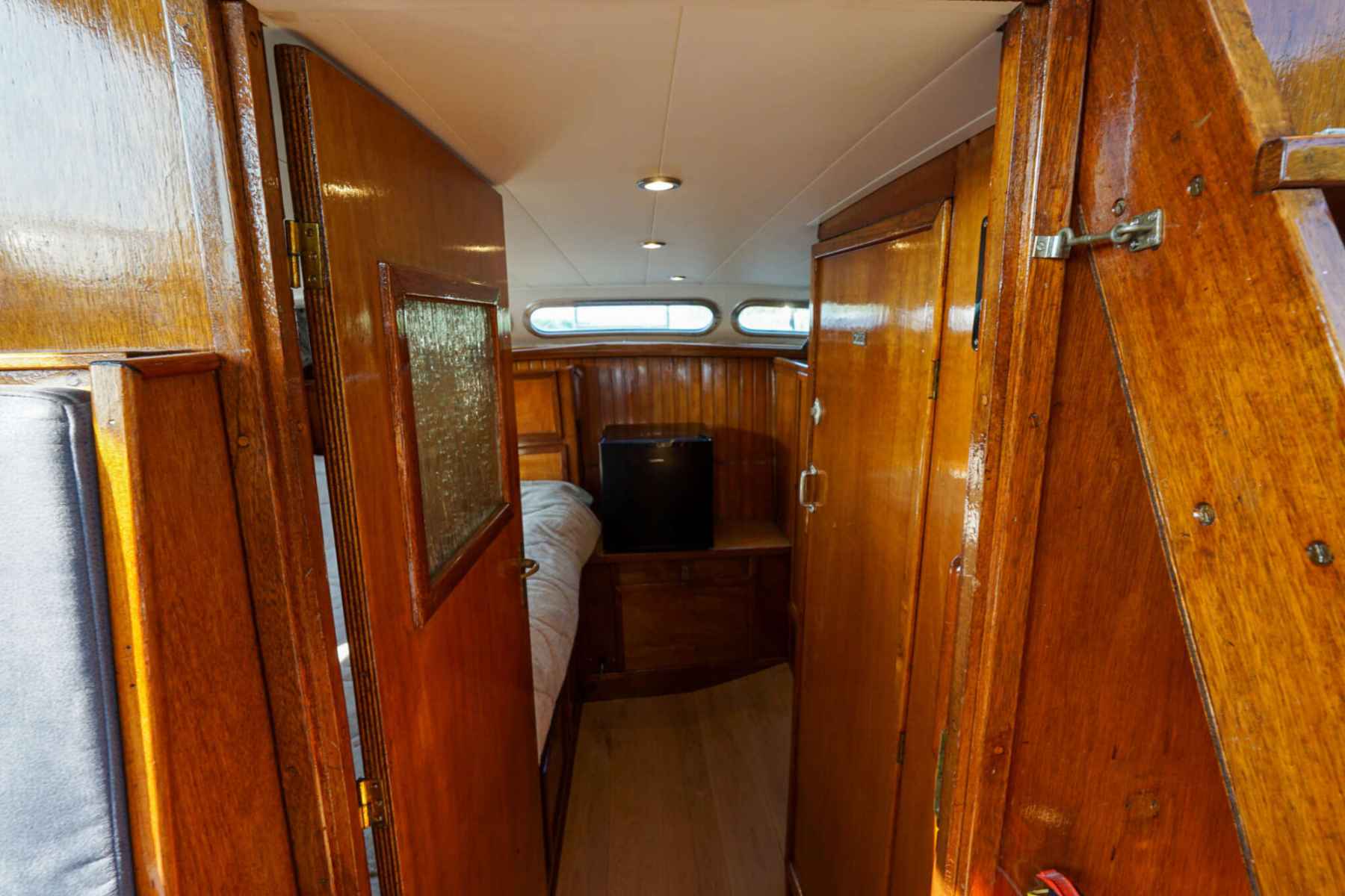Motorboot Valkkruiser 10.50 AK Cabrio