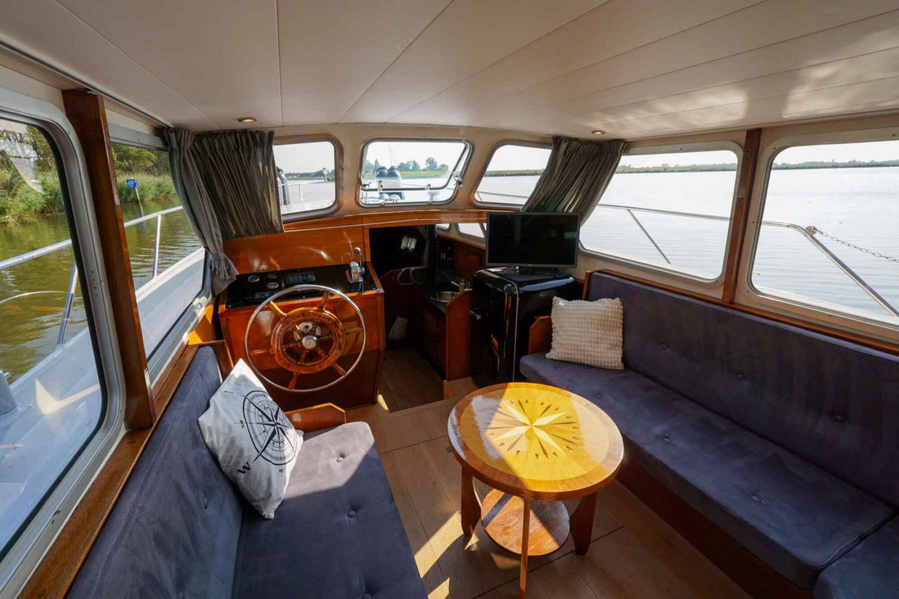 Motorboot Valkkruiser 10.50 AK Cabrio