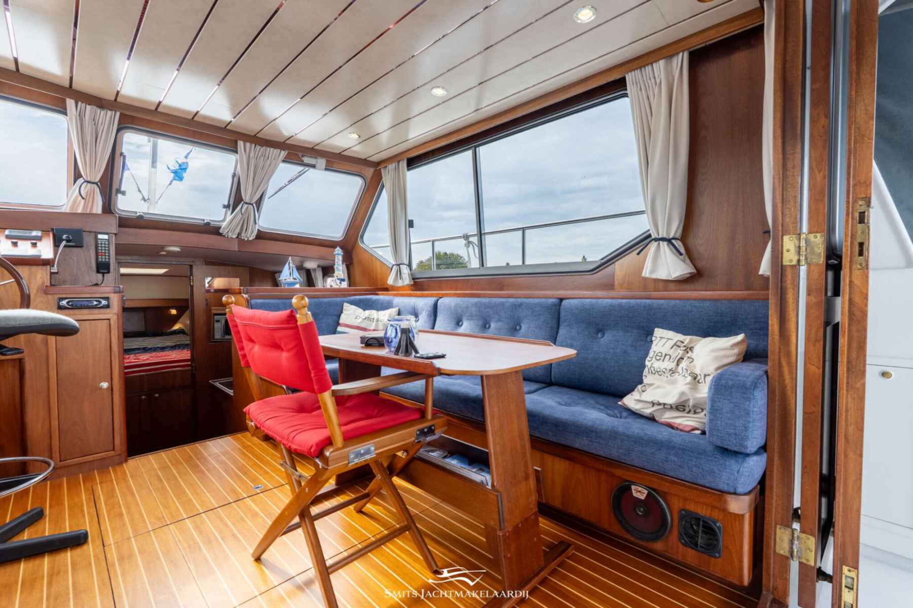 Motorboot Bach Yacht 35 OK