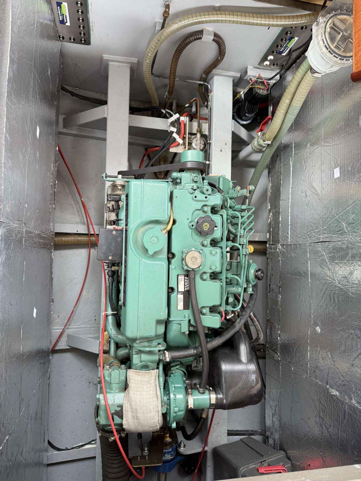 Motorboot Bach Yacht 35 OK