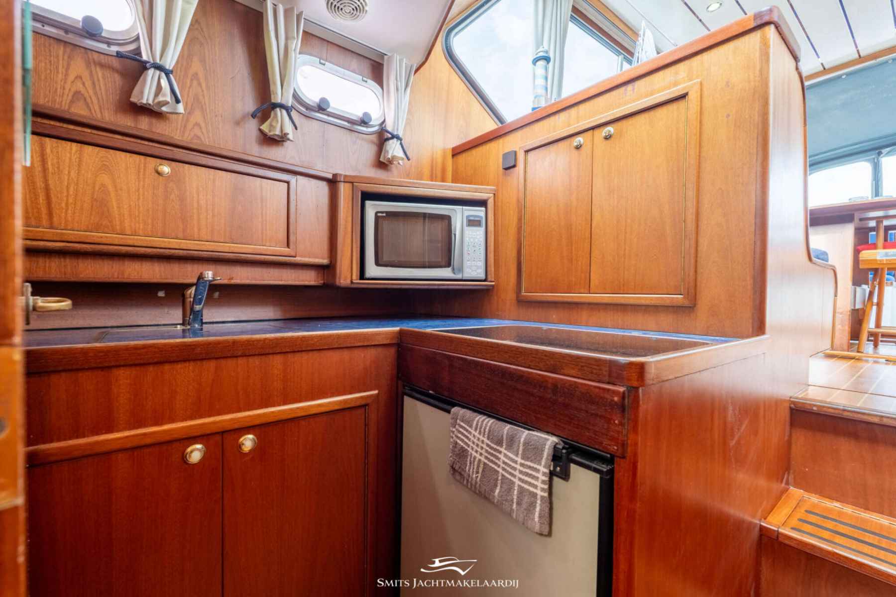 Motorboot Bach Yacht 35 OK