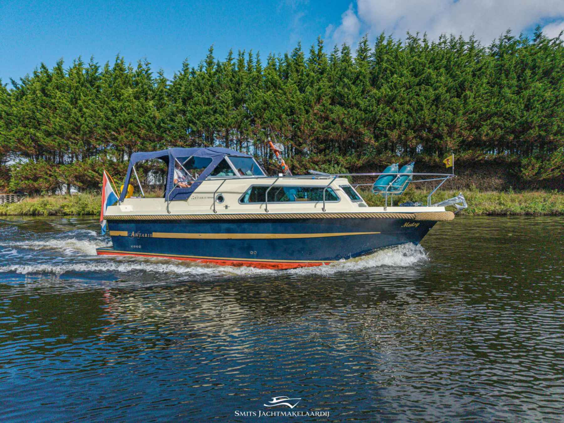 Motorboot Antaris 7.20 Family