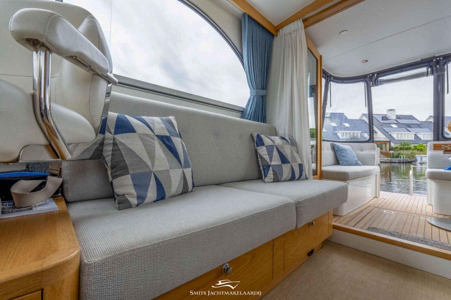Motorboot Vedette 33 Salon Comfort Line