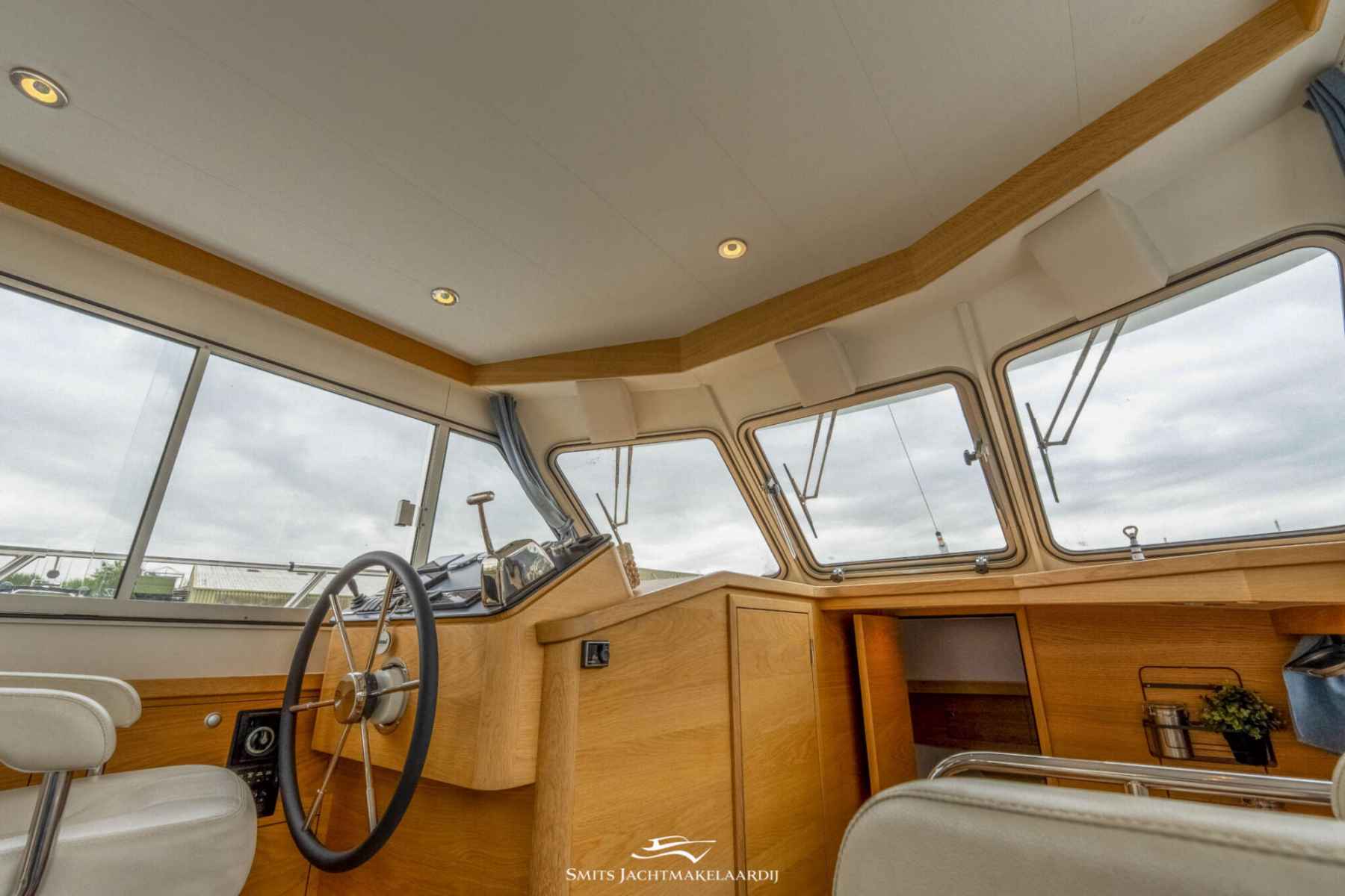 Motorboot Vedette 33 Salon Comfort Line