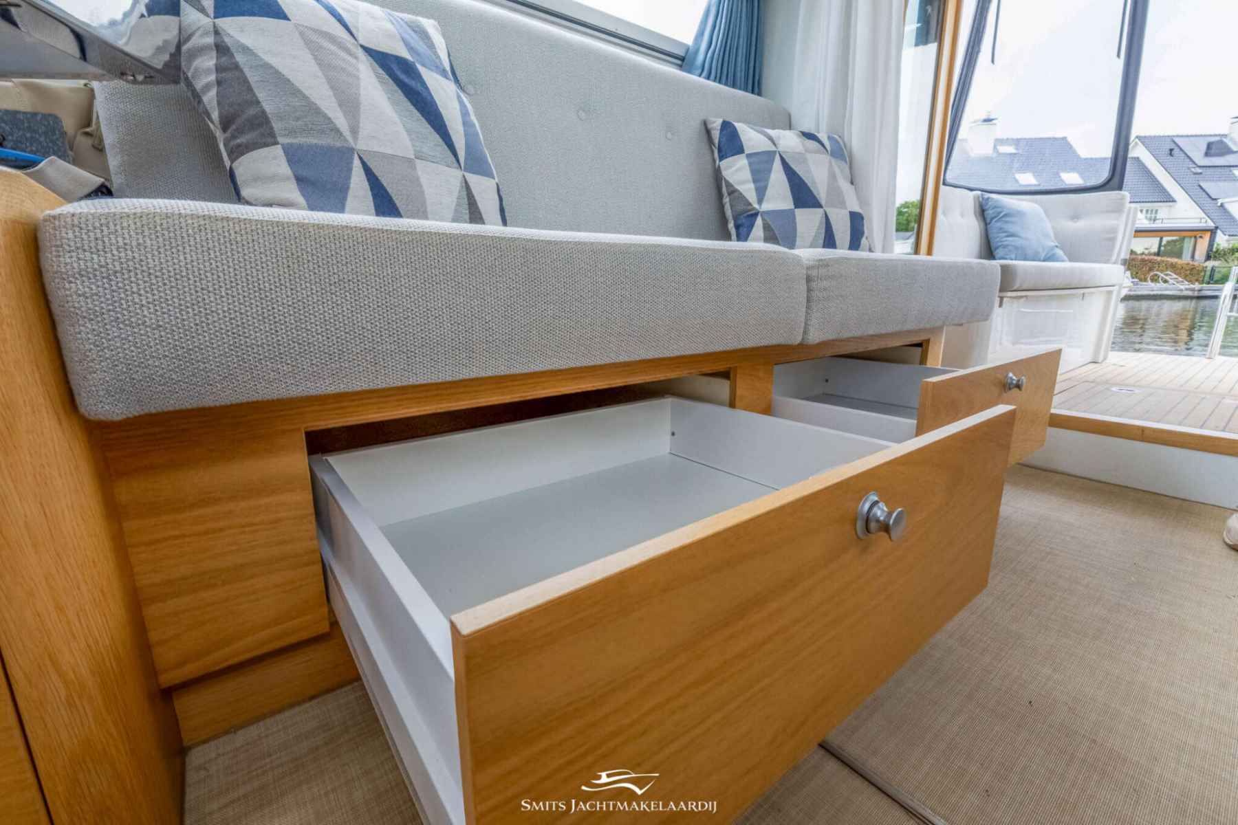 Motorboot Vedette 33 Salon Comfort Line