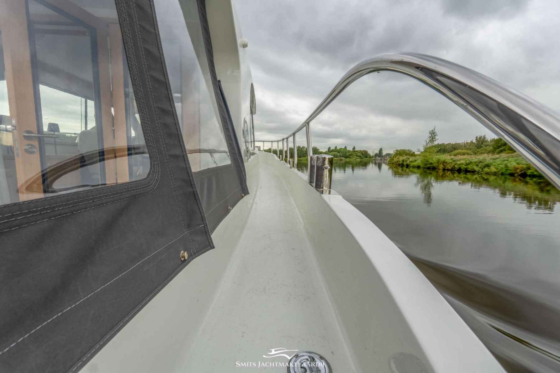 Motorboot Vedette 33 Salon Comfort Line