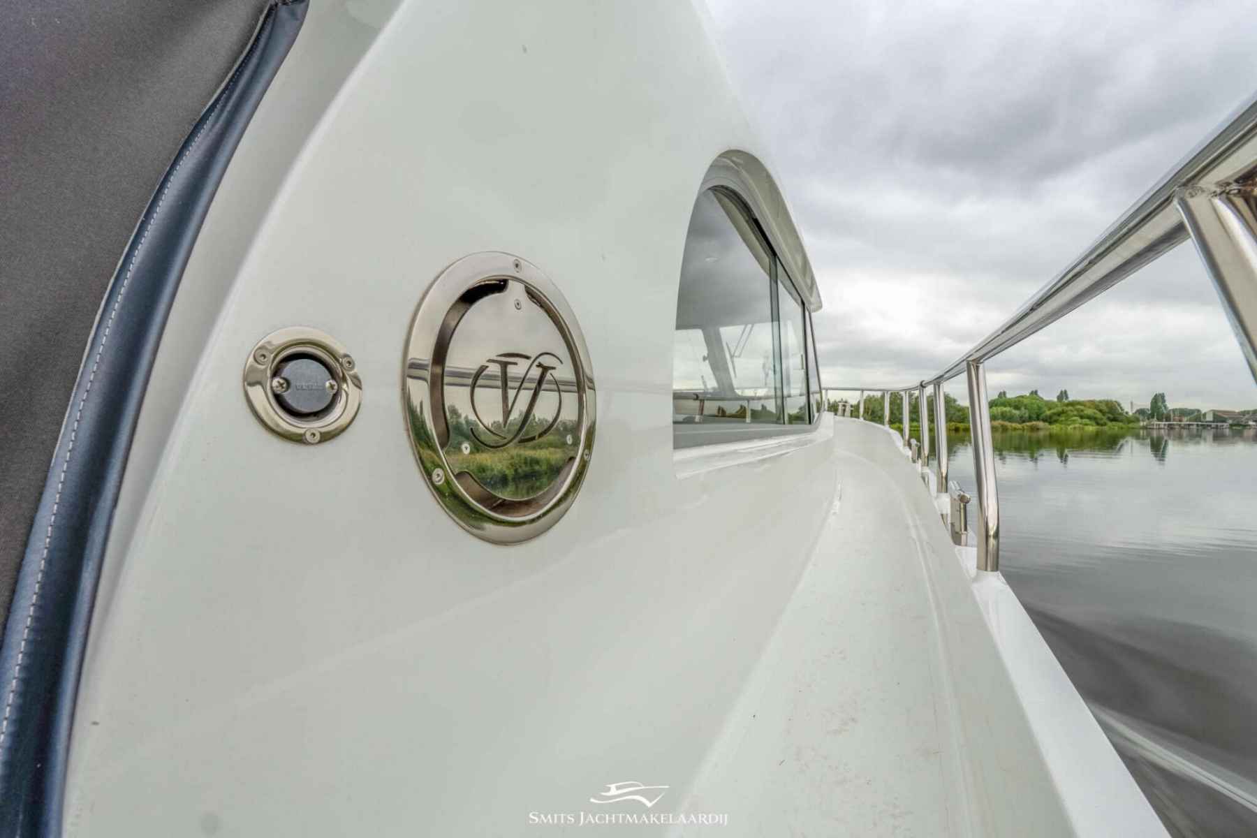 Motorboot Vedette 33 Salon Comfort Line