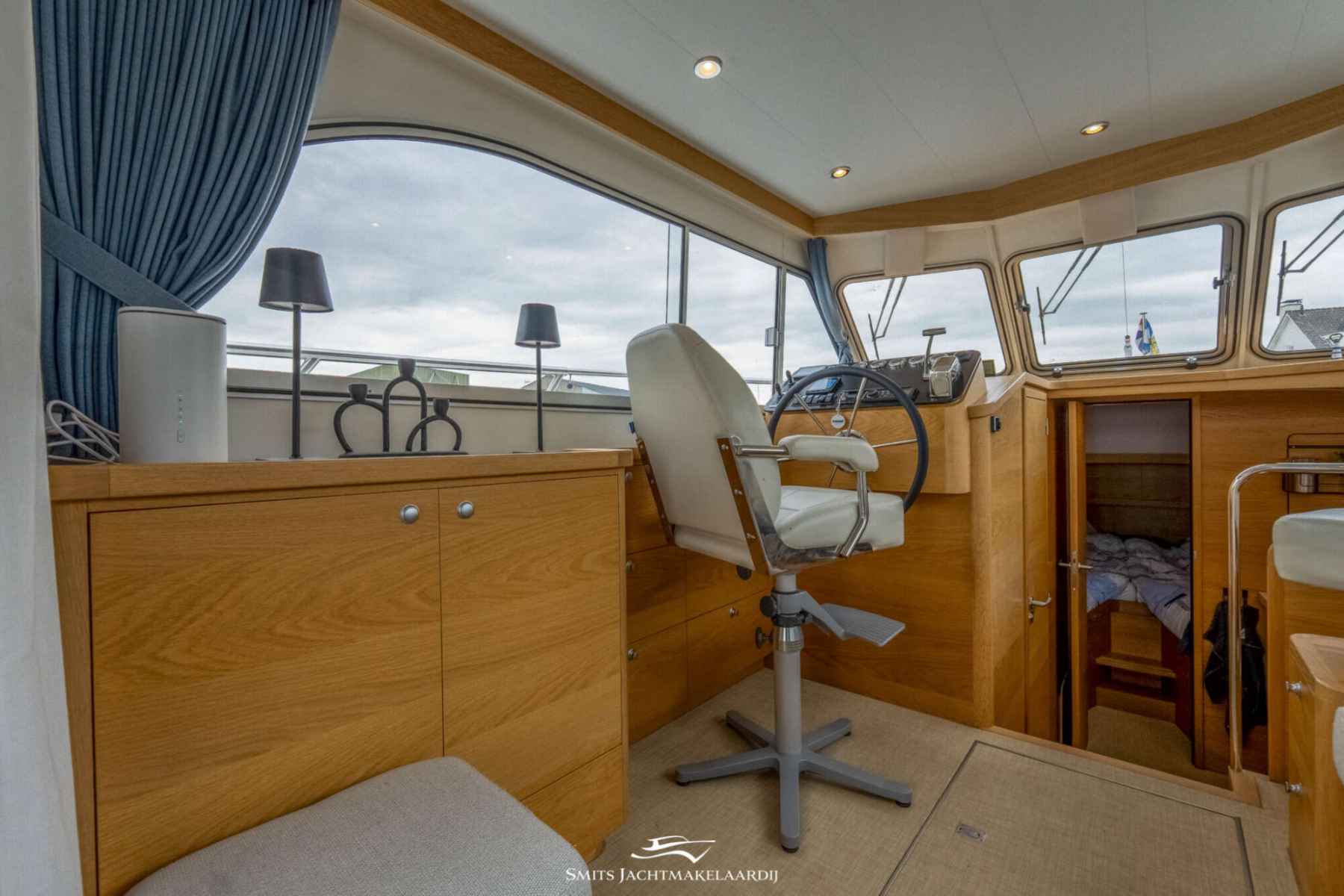 Motorboot Vedette 33 Salon Comfort Line
