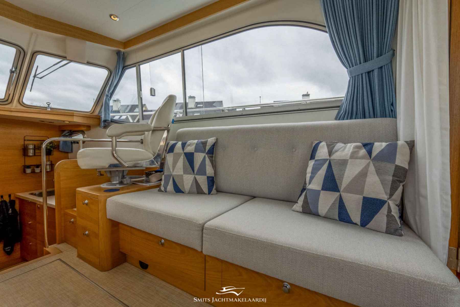 Motorboot Vedette 33 Salon Comfort Line