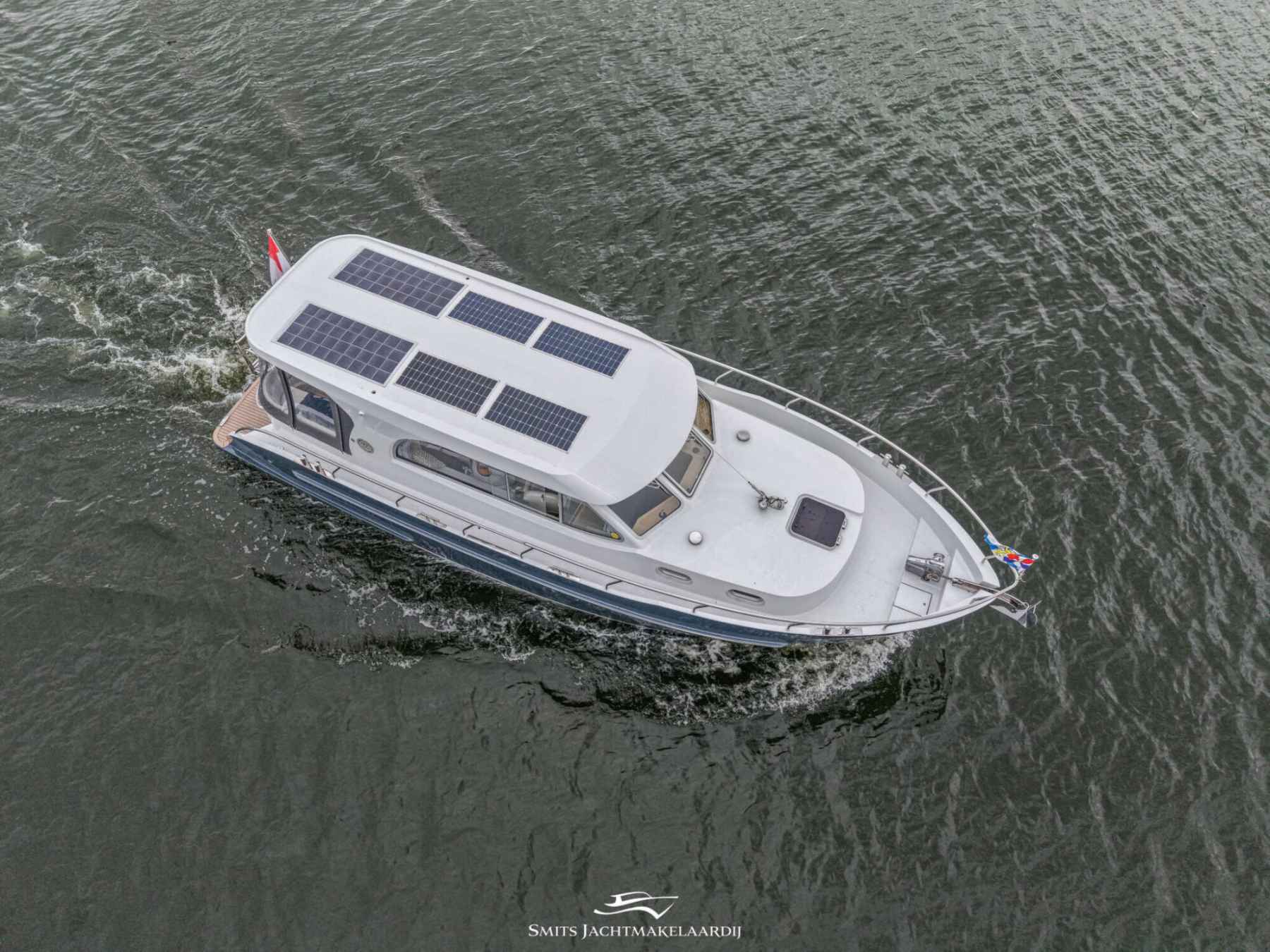 Motorboot Vedette 33 Salon Comfort Line