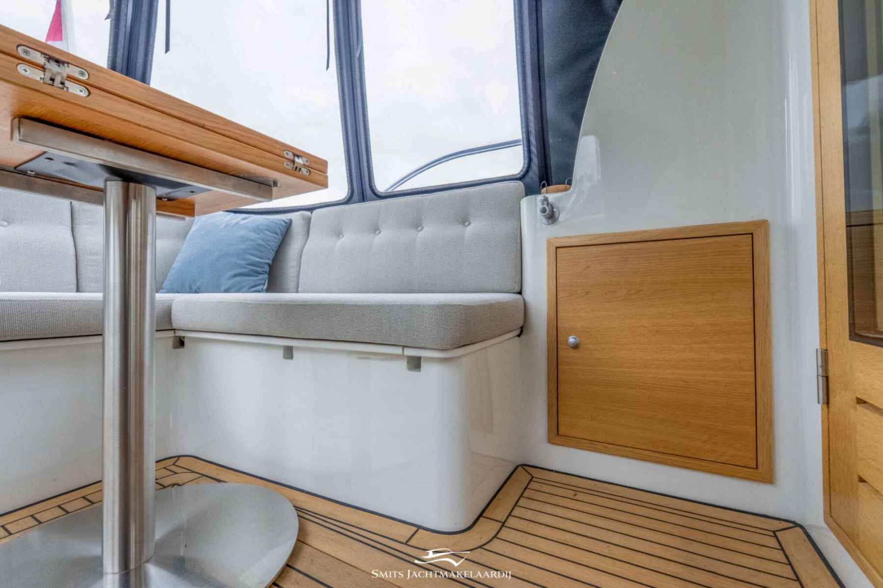 Motorboot Vedette 33 Salon Comfort Line