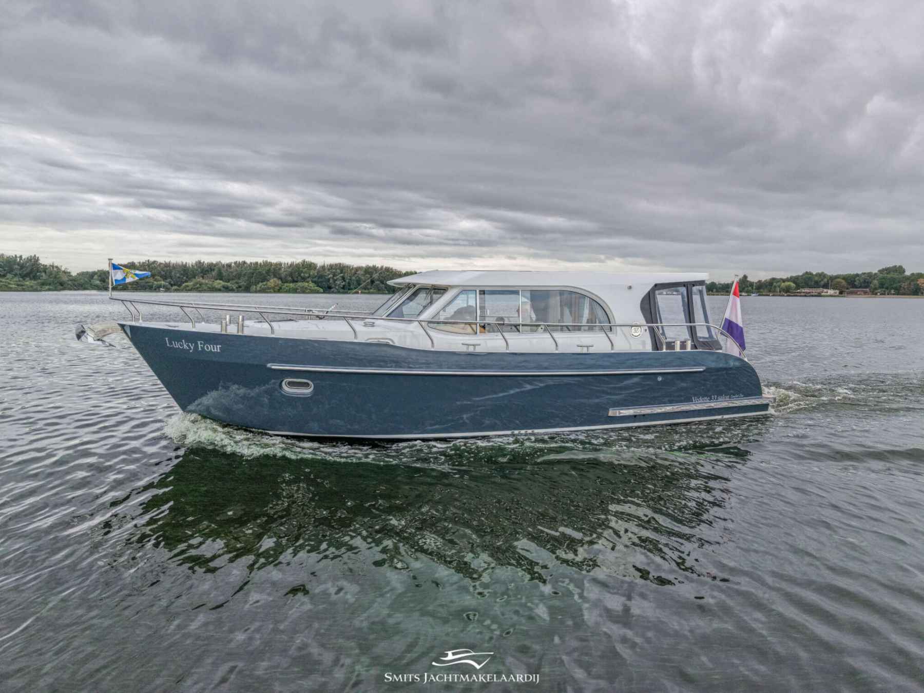 Motorboot Vedette 33 Salon Comfort Line