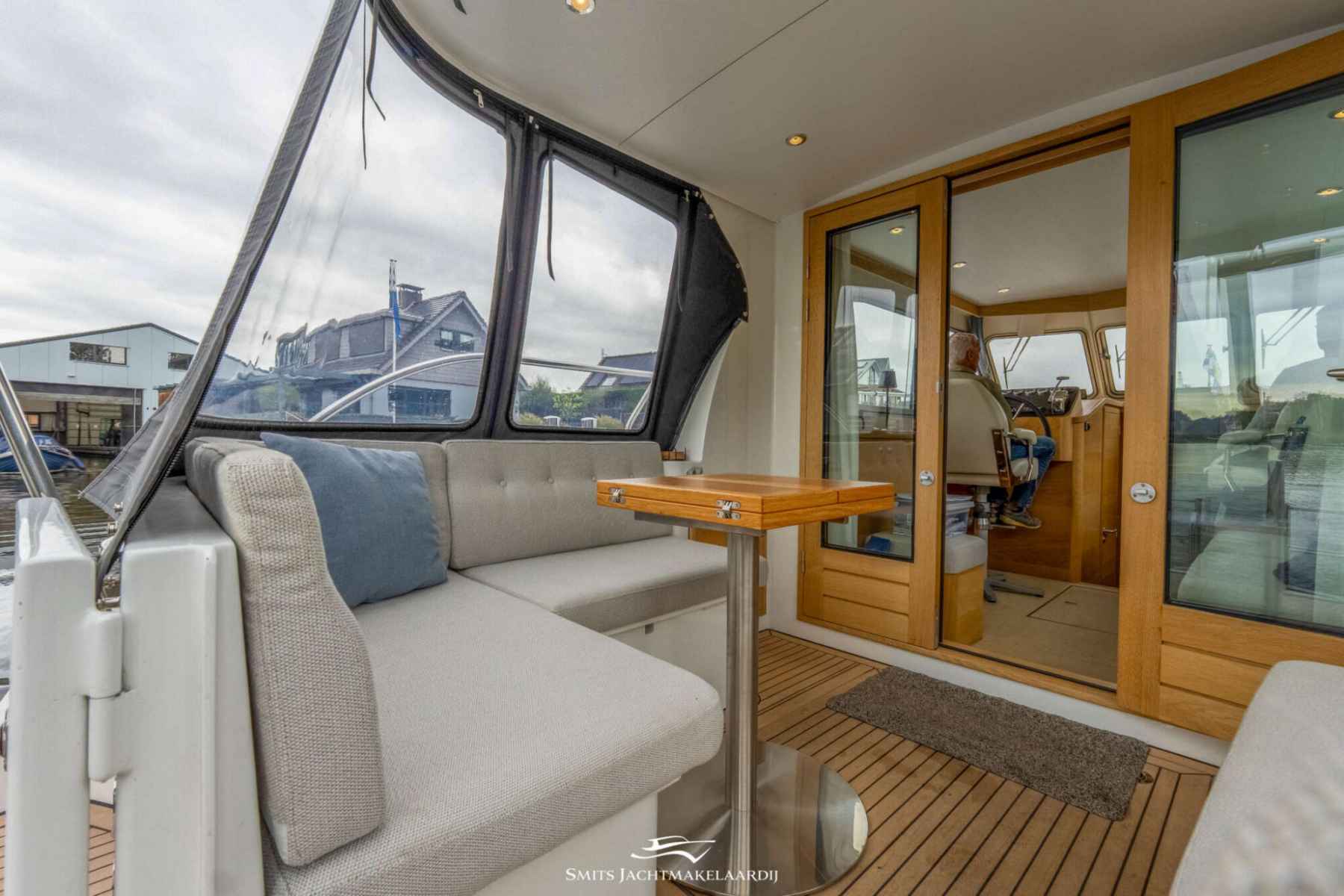 Motorboot Vedette 33 Salon Comfort Line