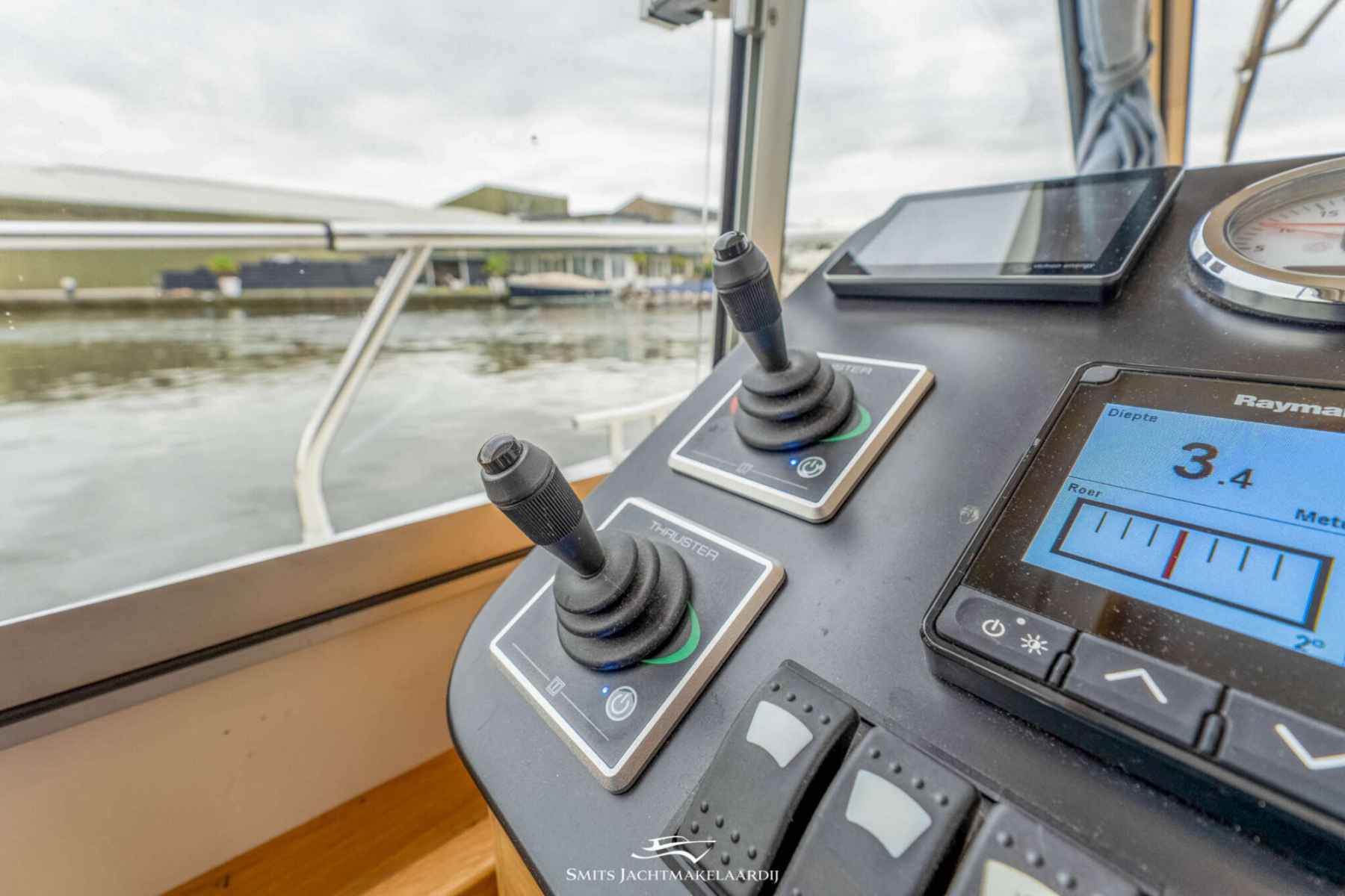 Motorboot Vedette 33 Salon Comfort Line