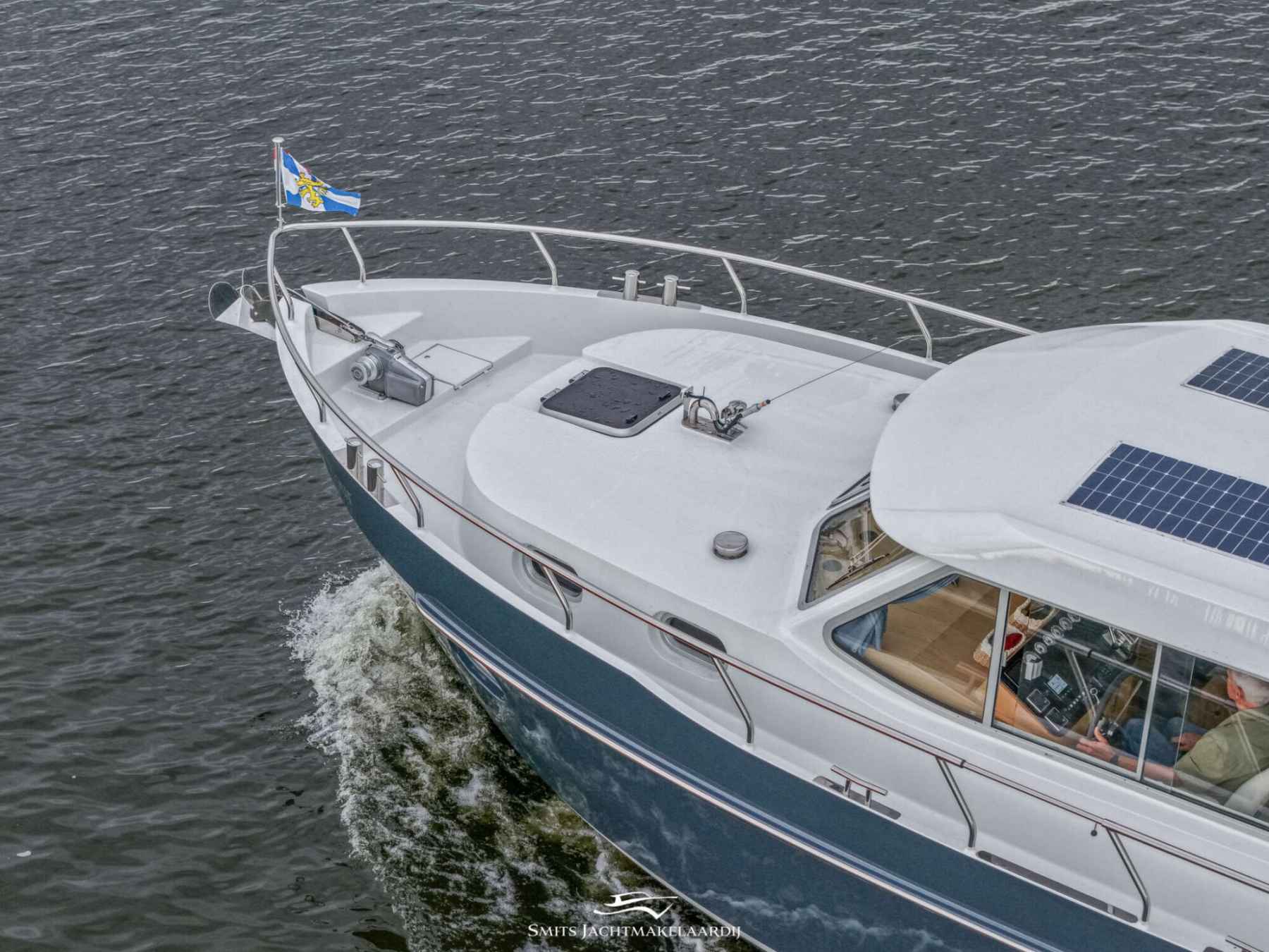 Motorboot Vedette 33 Salon Comfort Line