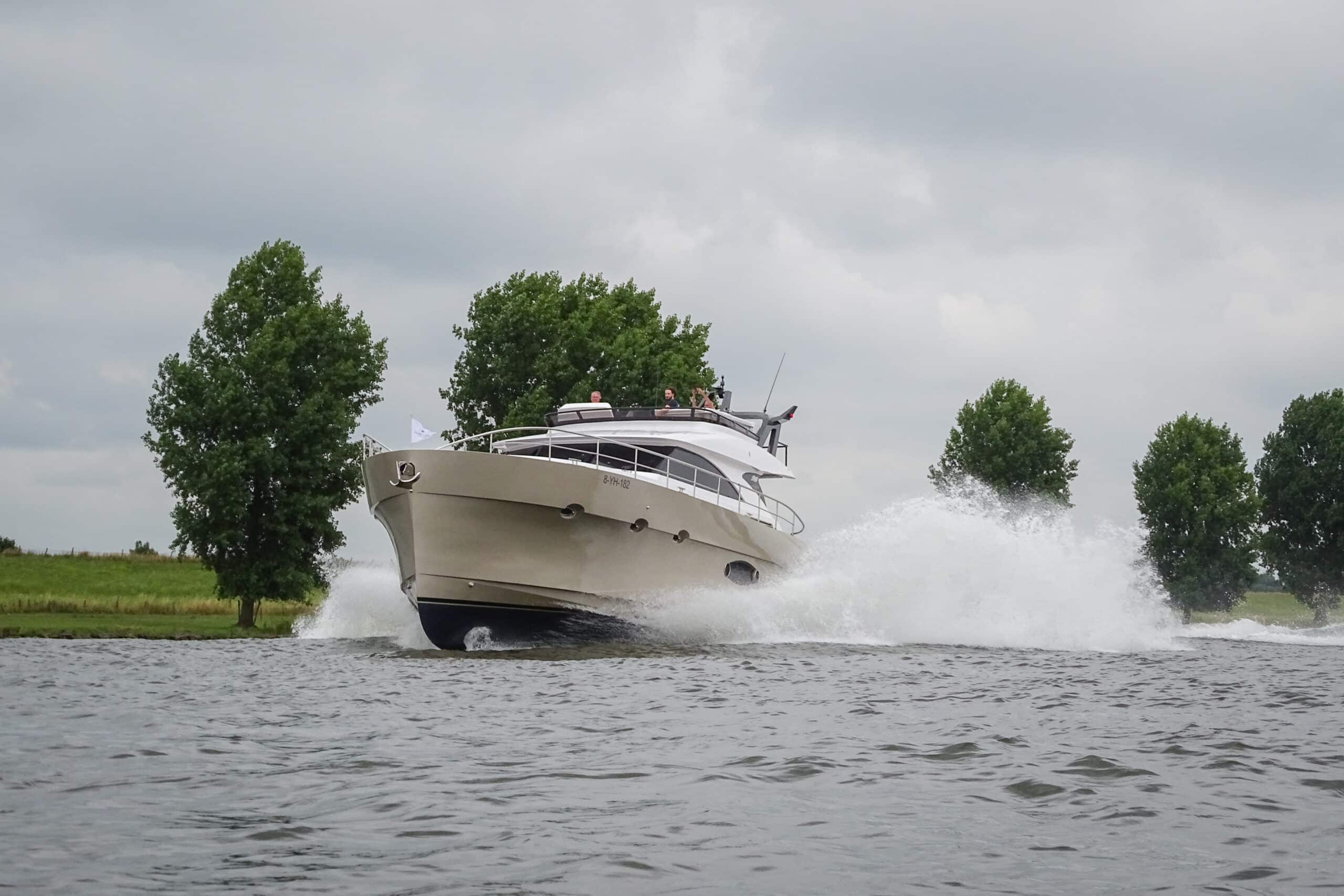 Motorboot Van der Heijden Yachts 2000 Exclusive Deluxe Sportbridge