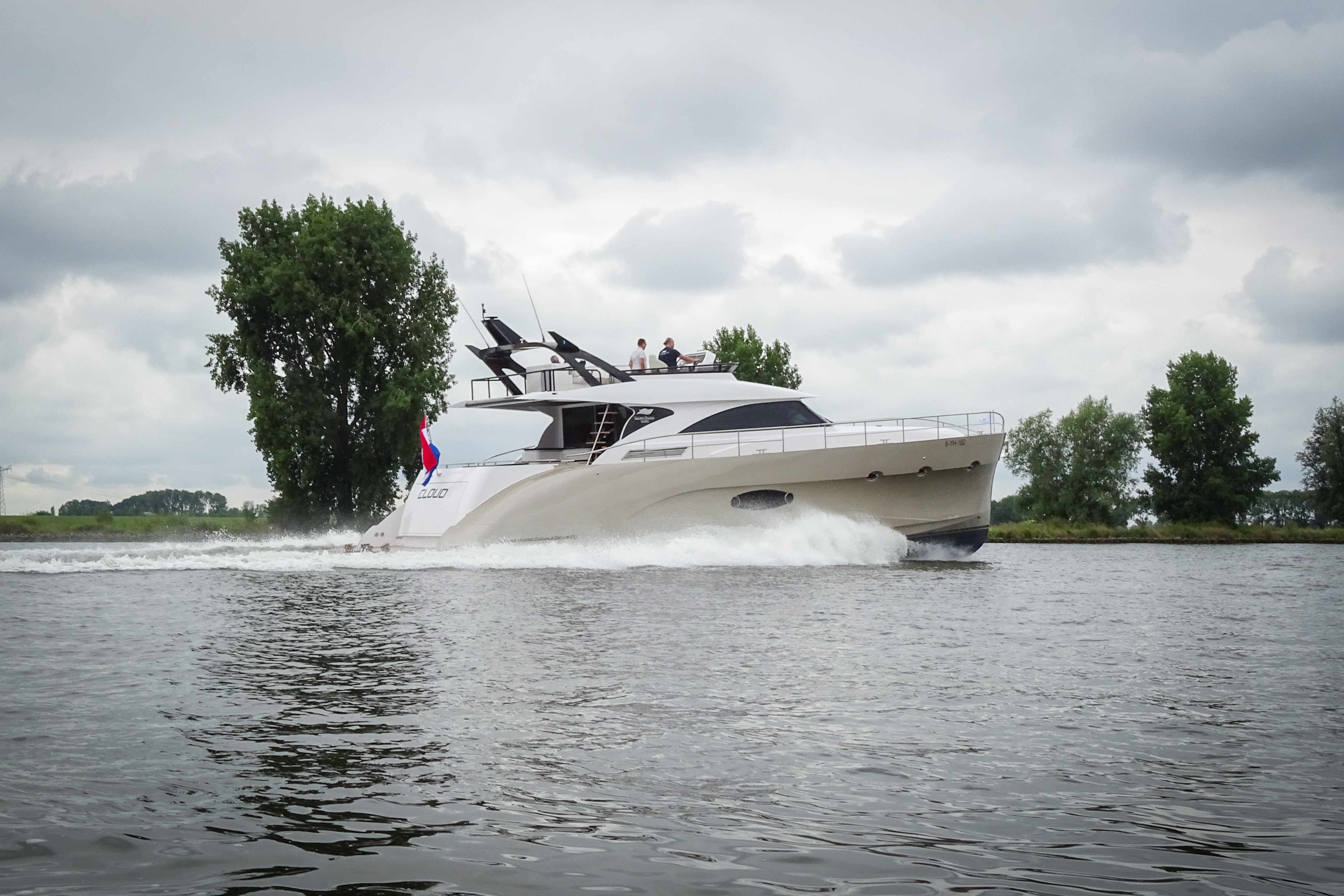 Motorboot Van der Heijden Yachts 2000 Exclusive Deluxe Sportbridge
