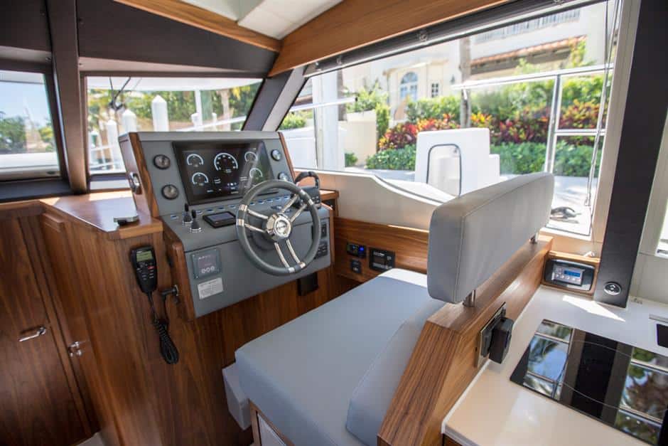 Motorboot Van der Heijden Yachts Hayden Sedan
