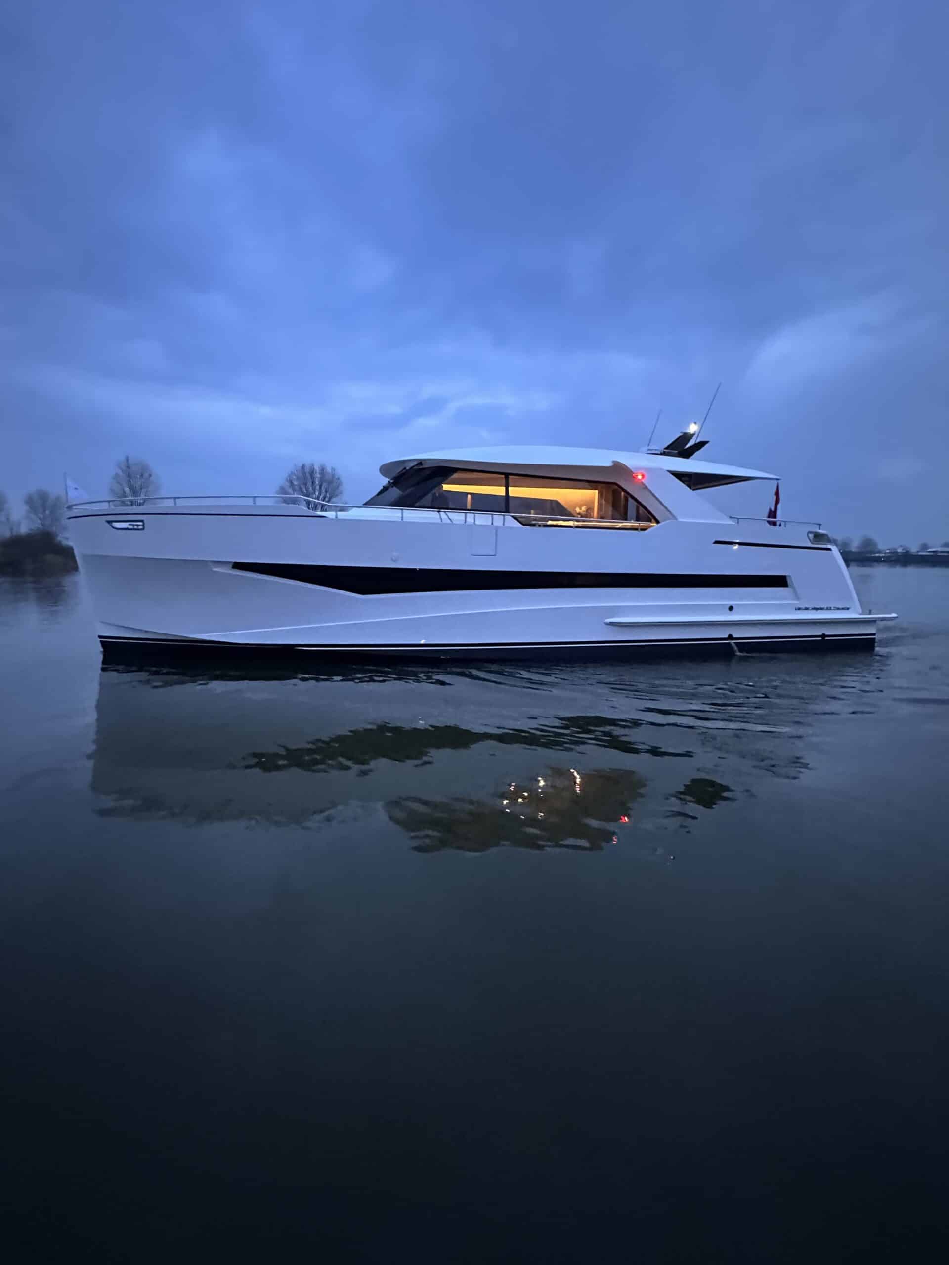 Motorboot Van der Heijden Yachts Traveller 63
