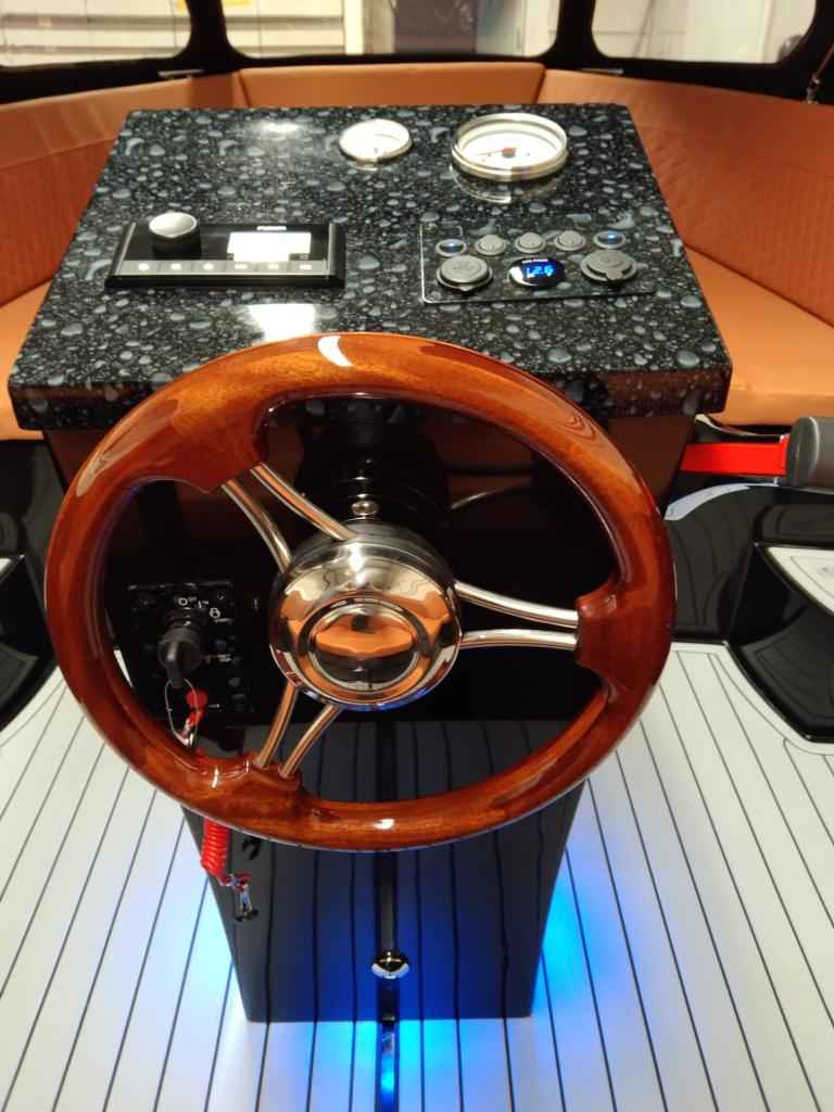 Motorboot BlueCraft BlueSloep 1855C Tender
