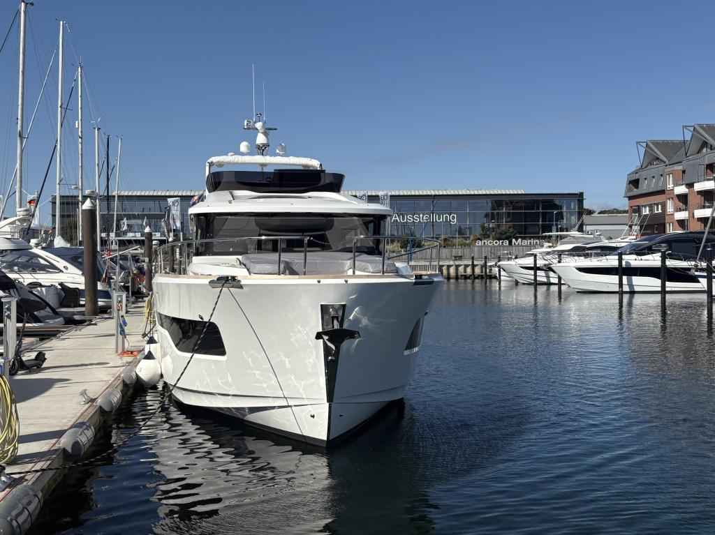 Motorboot Nimbus 495 Flybridge